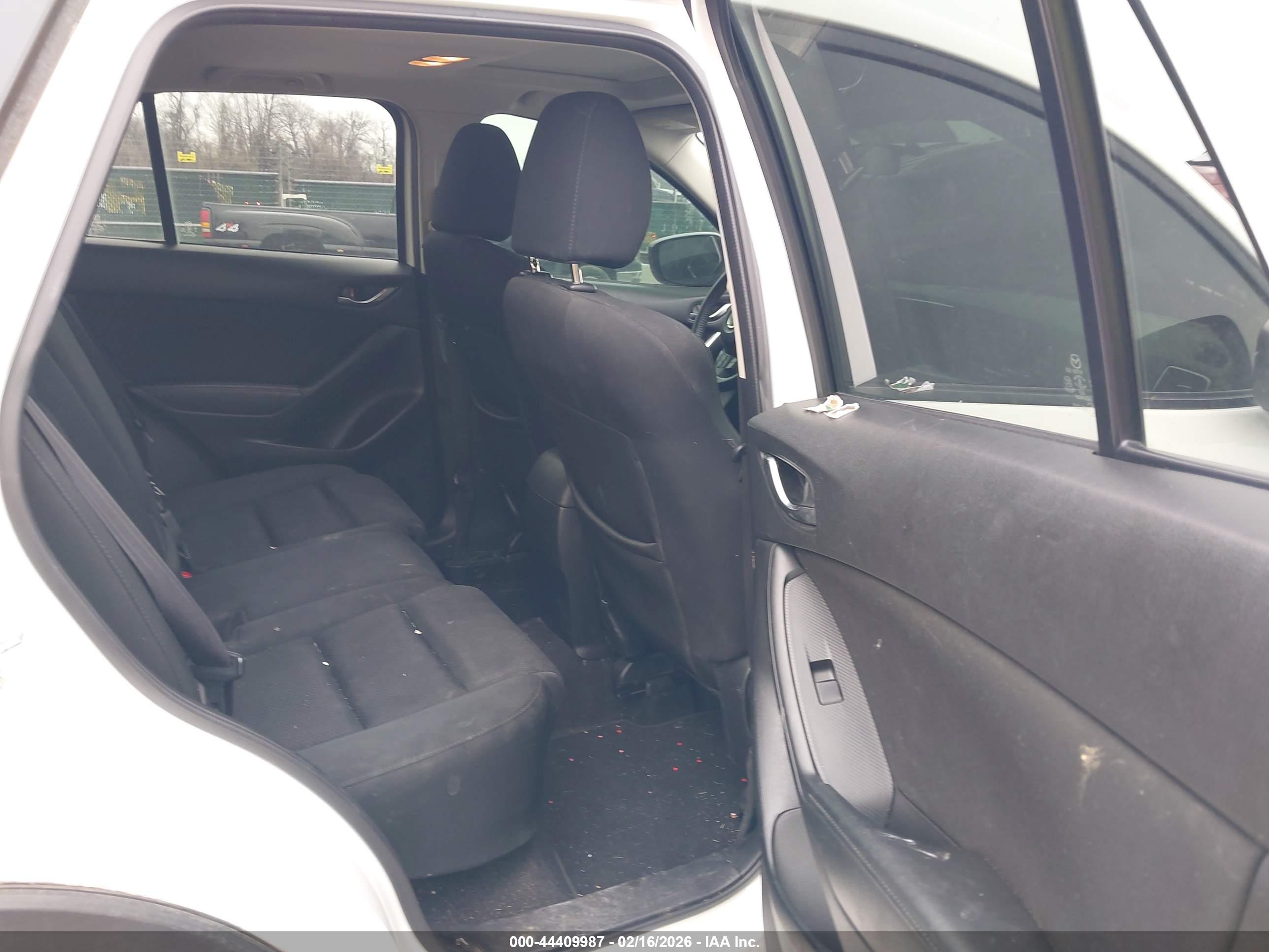 MAZDA CX-5 image 8