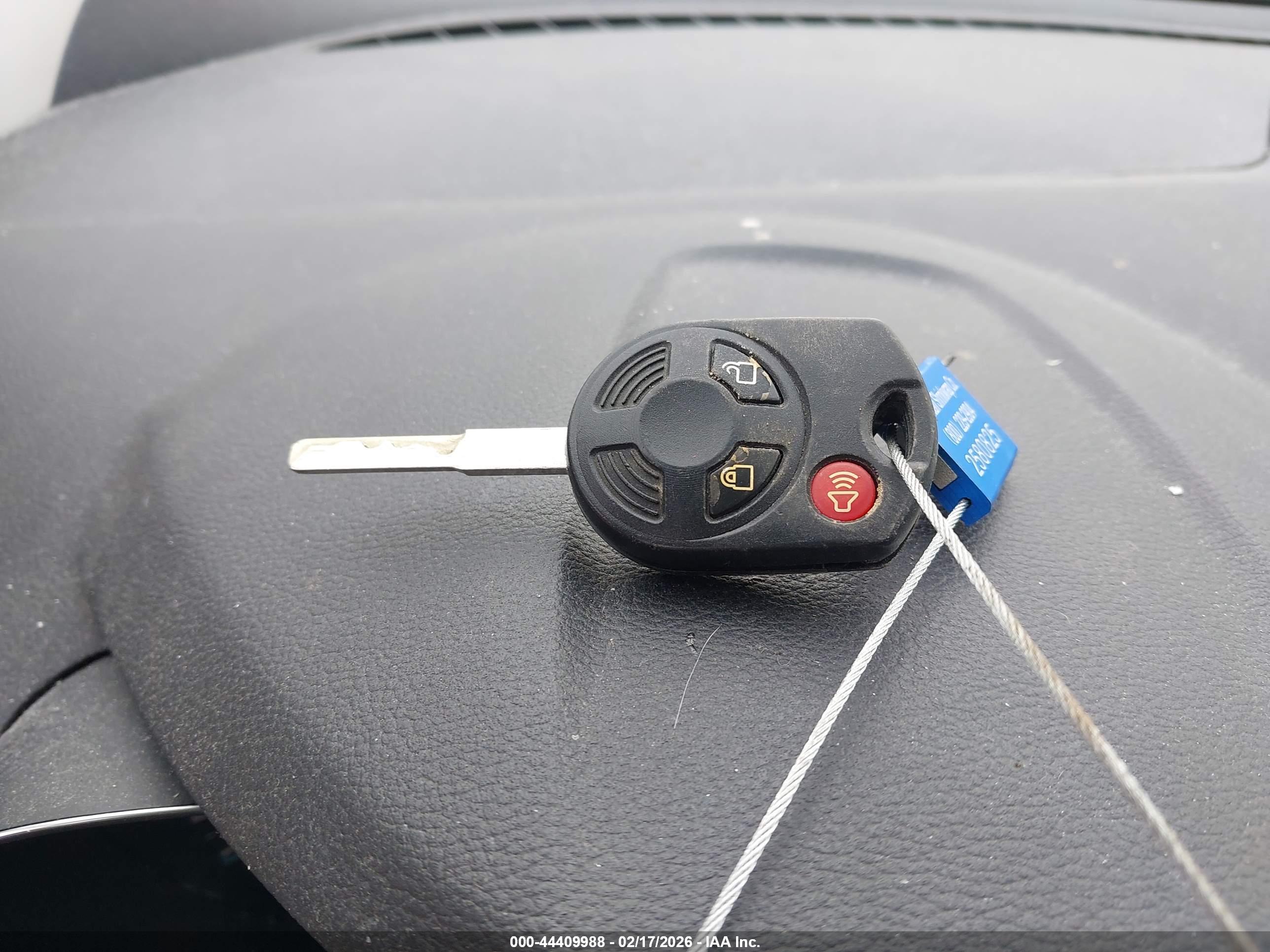 FORD ESCAPE image 11