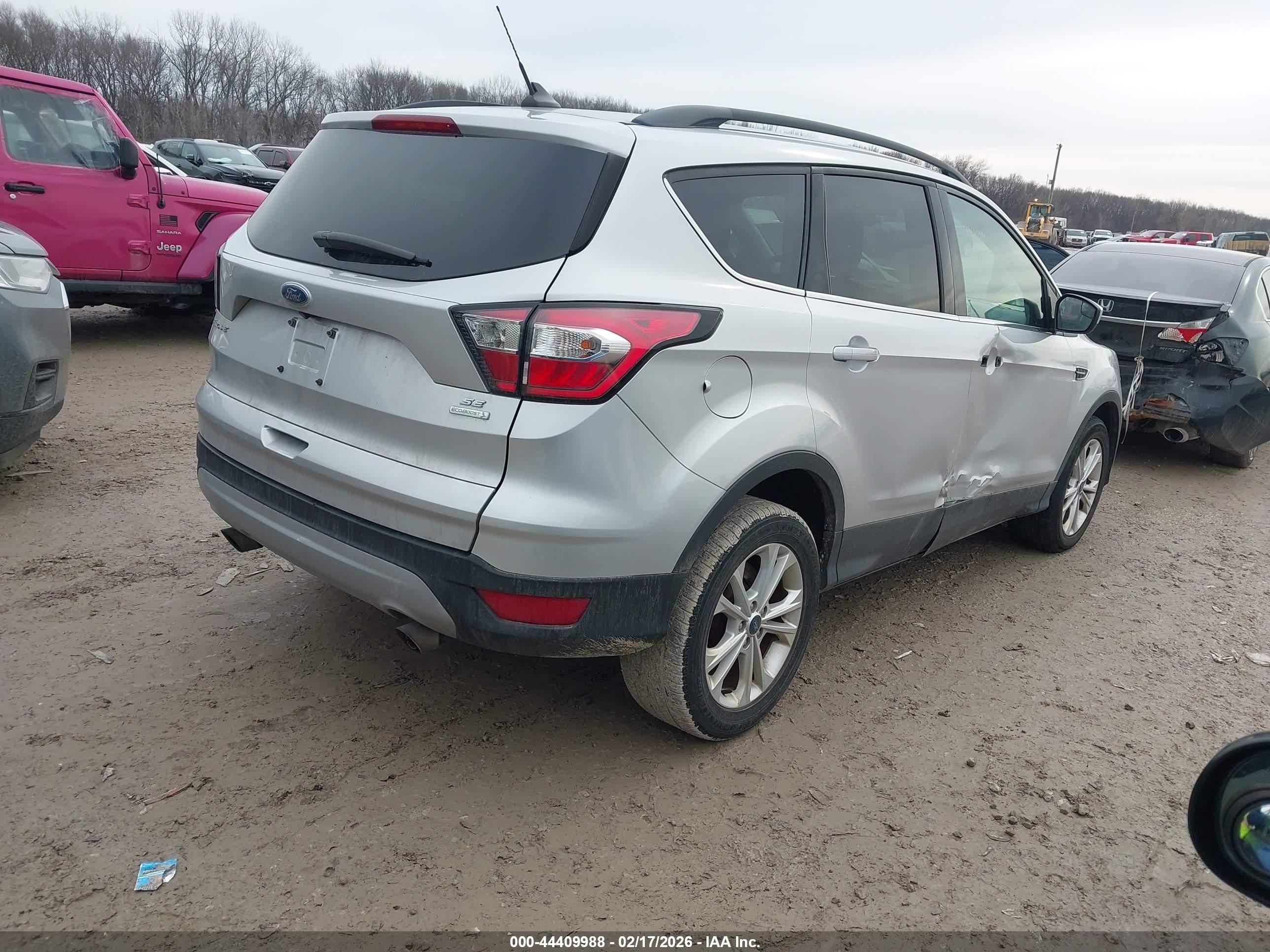 FORD ESCAPE image 4