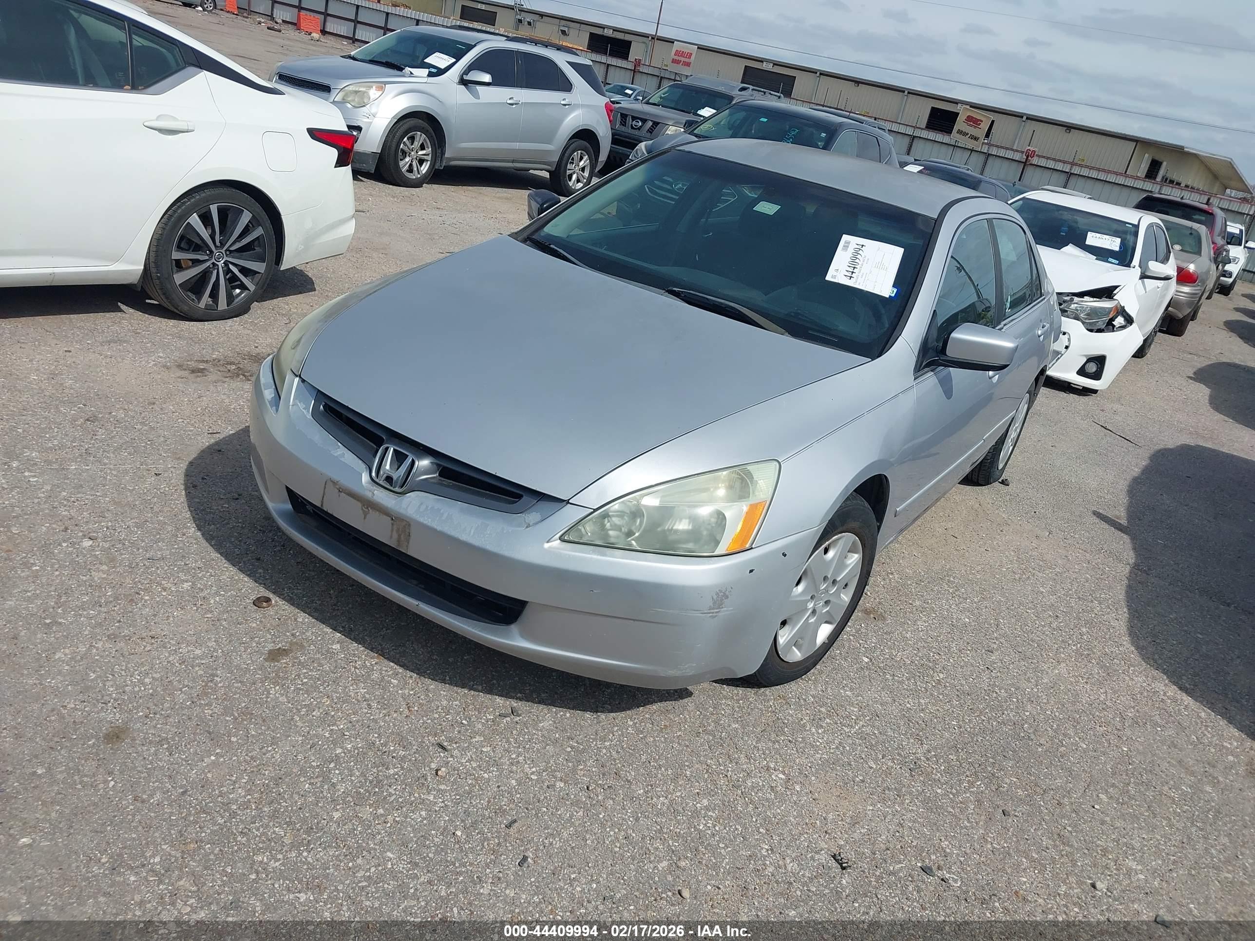 HONDA ACCORD image 2