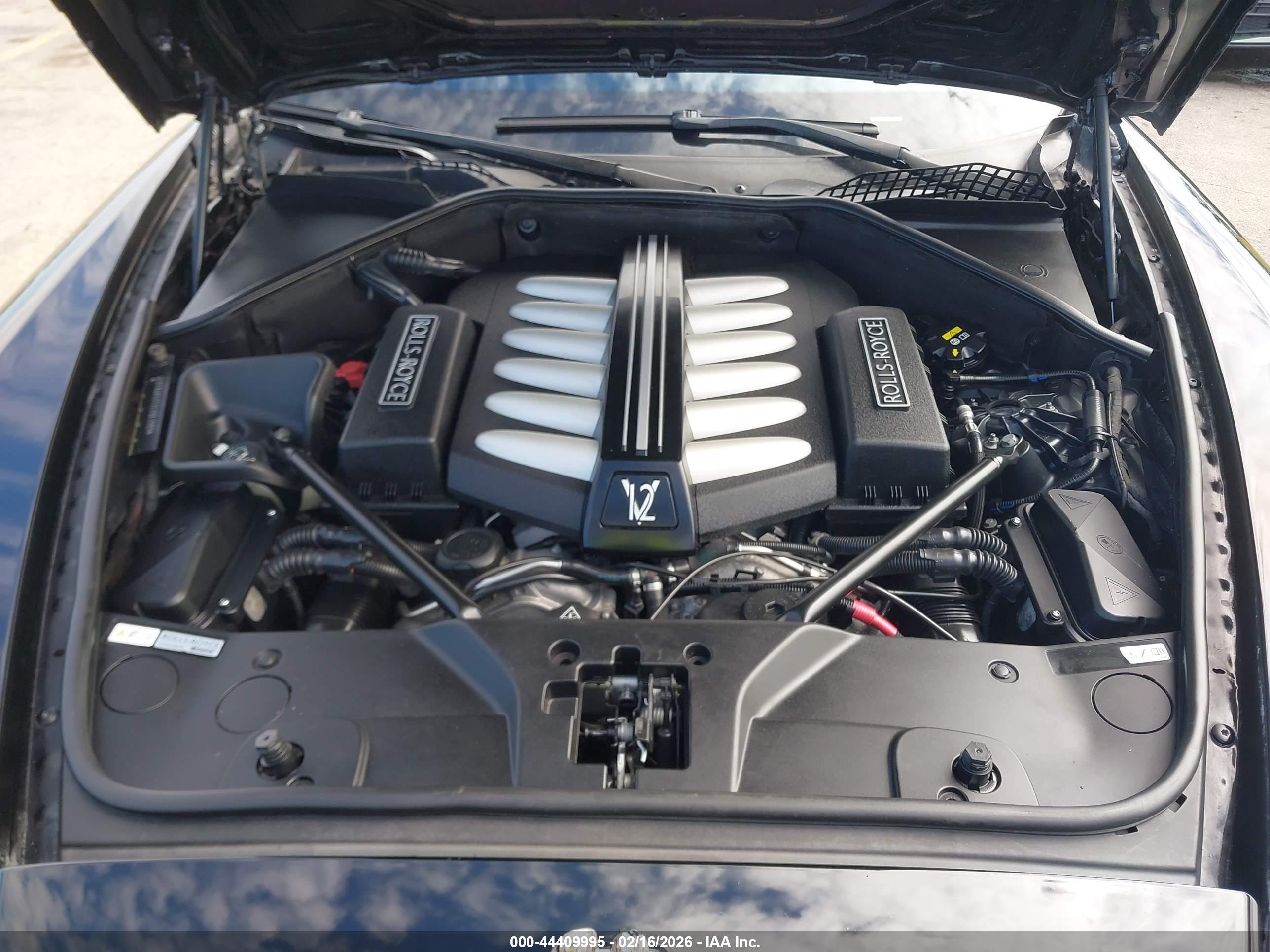 ROLLS-ROYCE WRAITH image 10