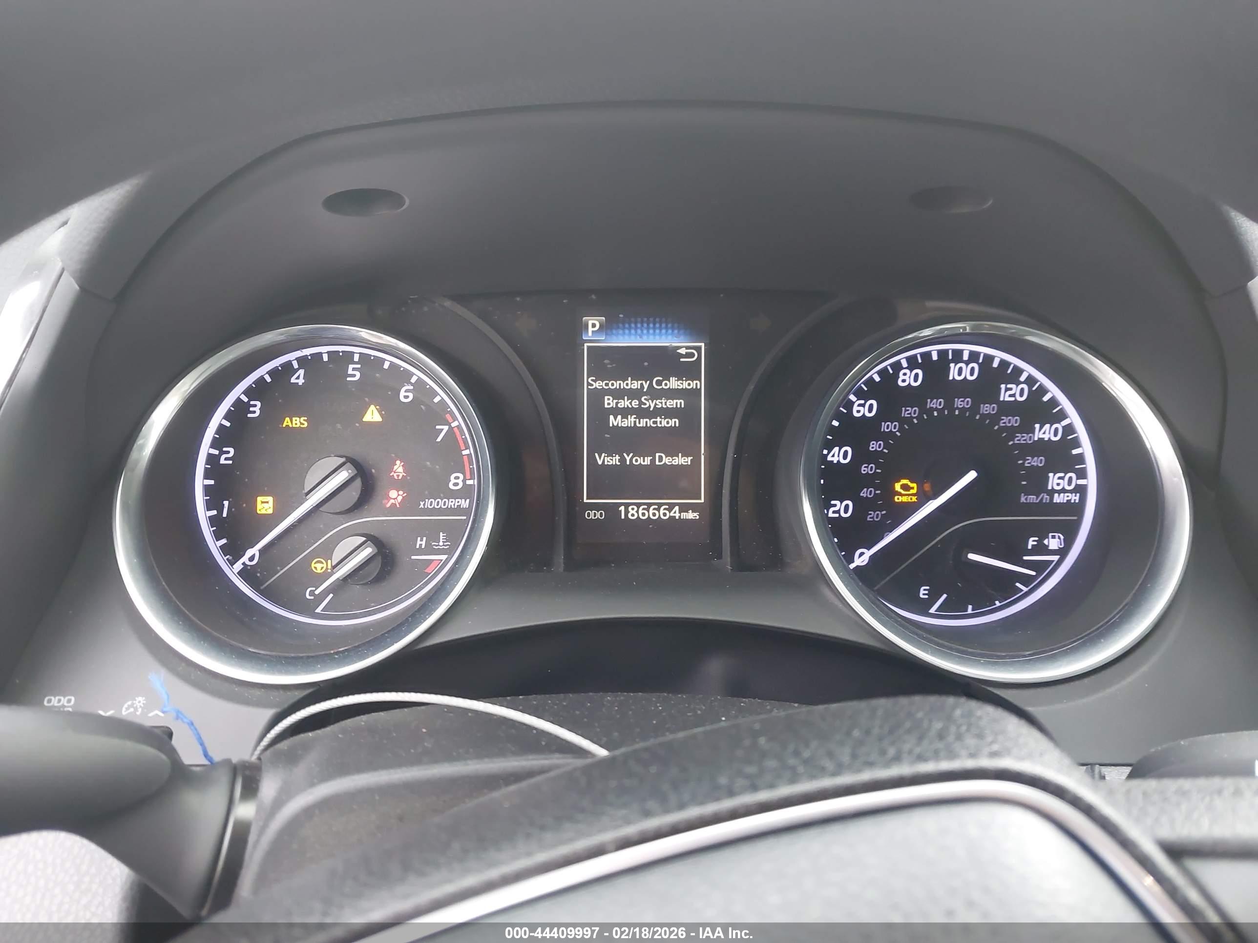 TOYOTA CAMRY image 7