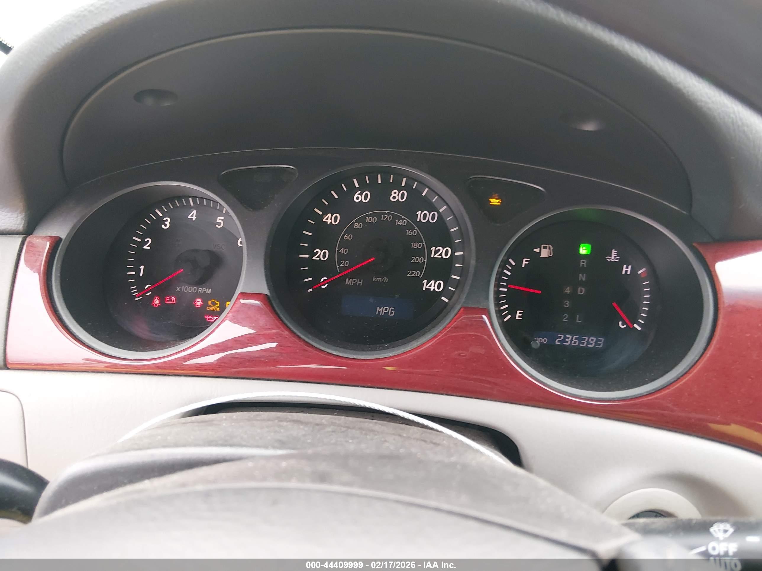 LEXUS ES image 7