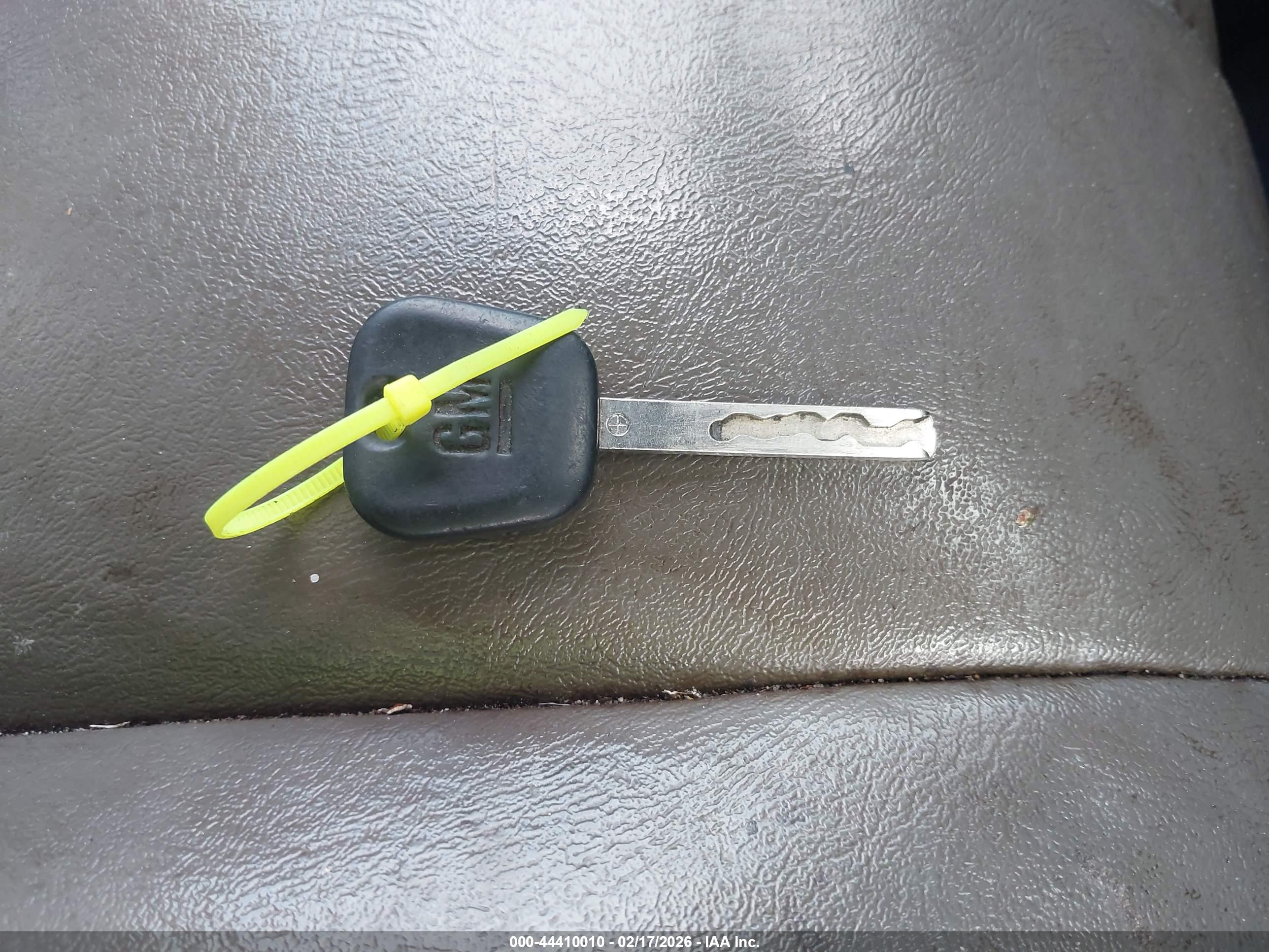 CHEVROLET EXPRESS image 11