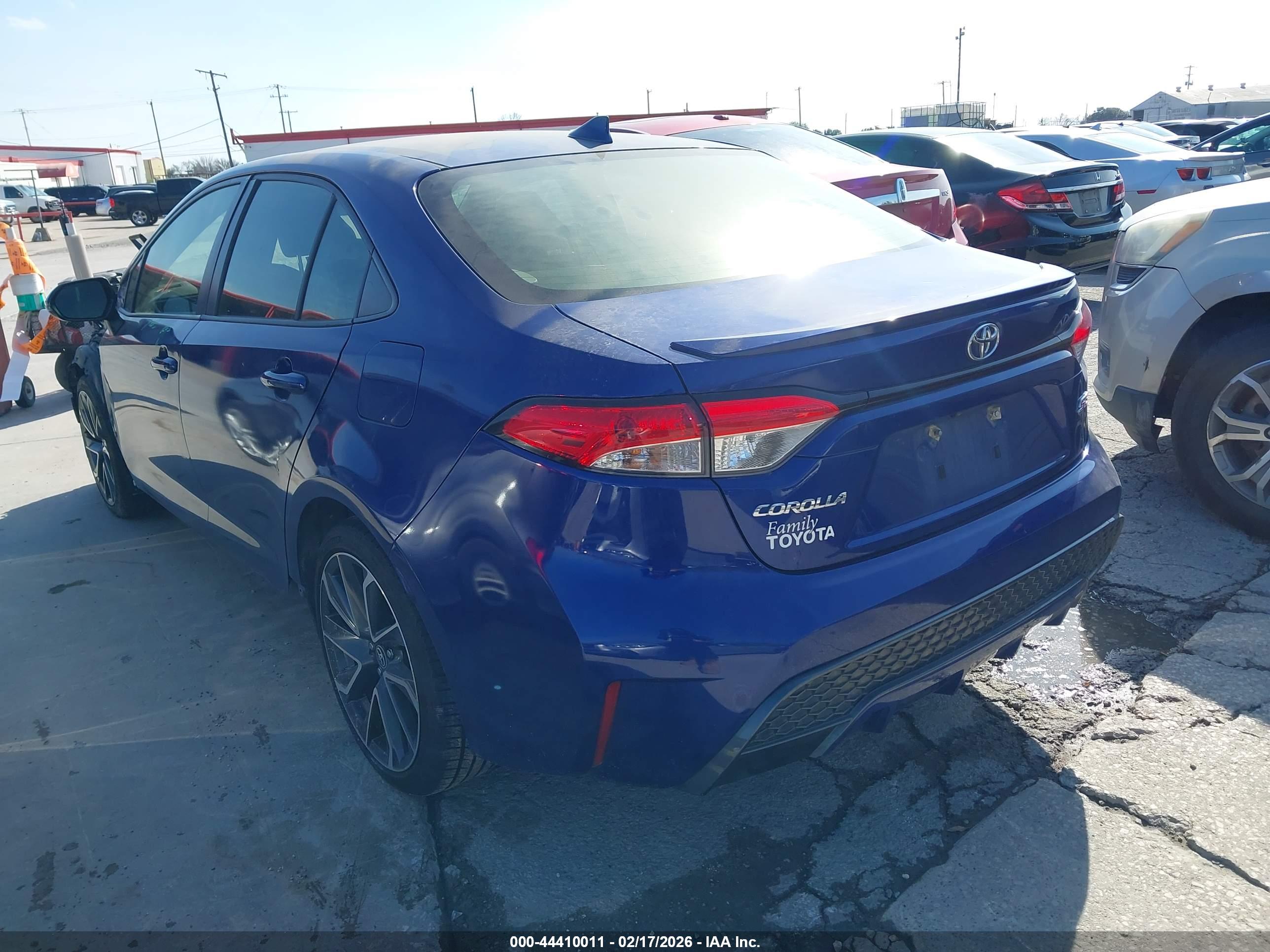 TOYOTA COROLLA image 3