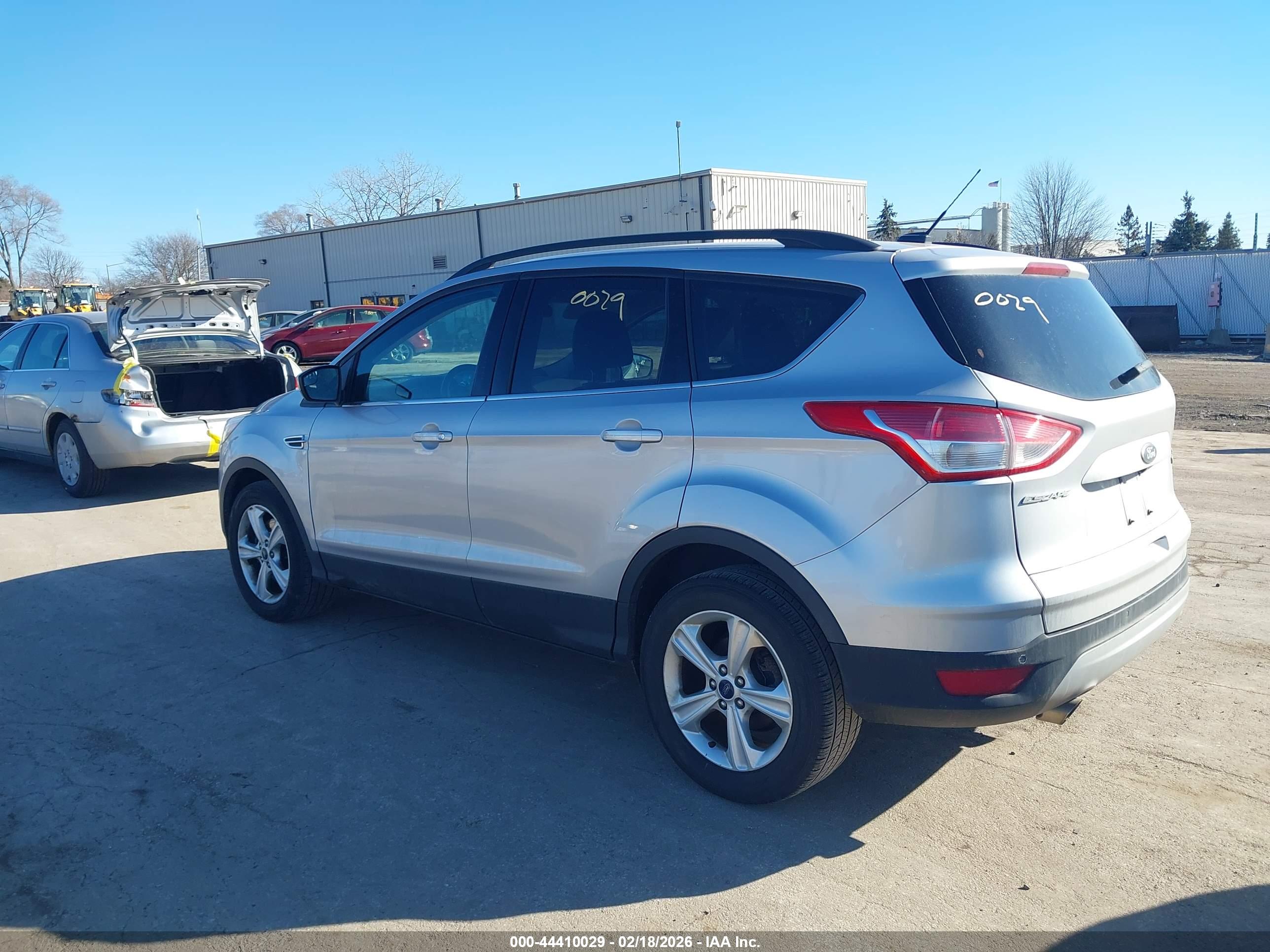 FORD ESCAPE image 3