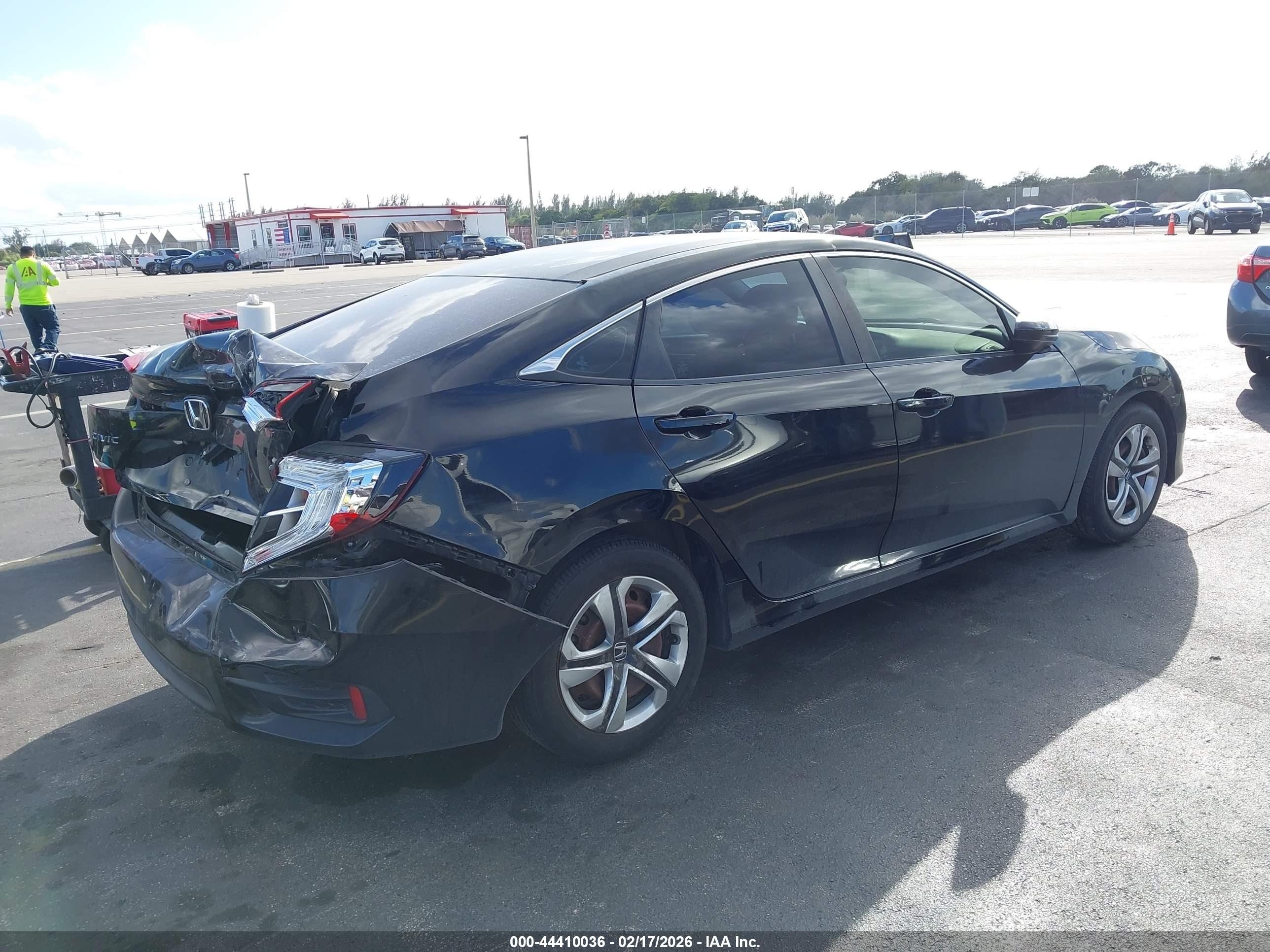 HONDA CIVIC image 4
