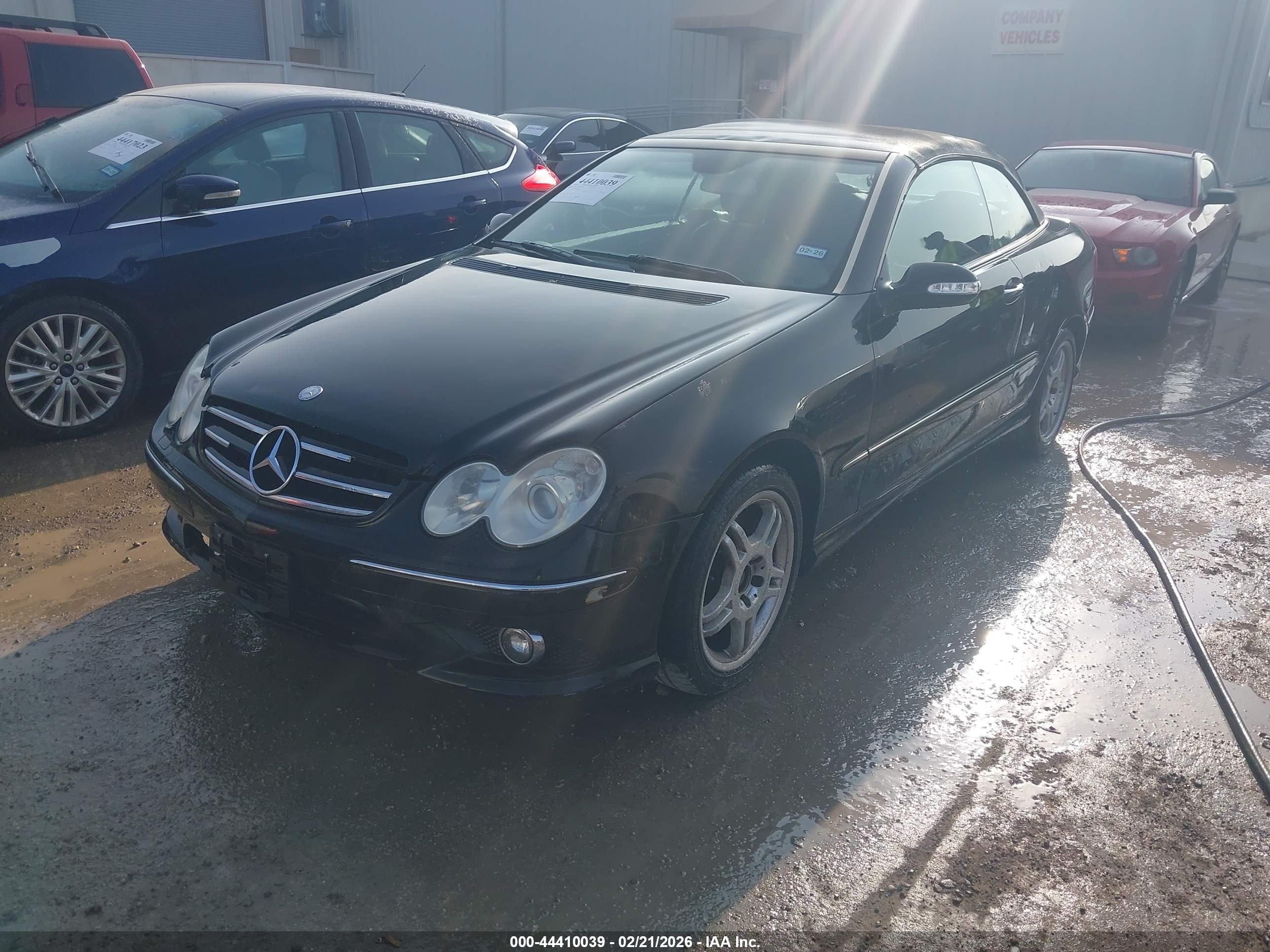 MERCEDES-BENZ CLK image 2