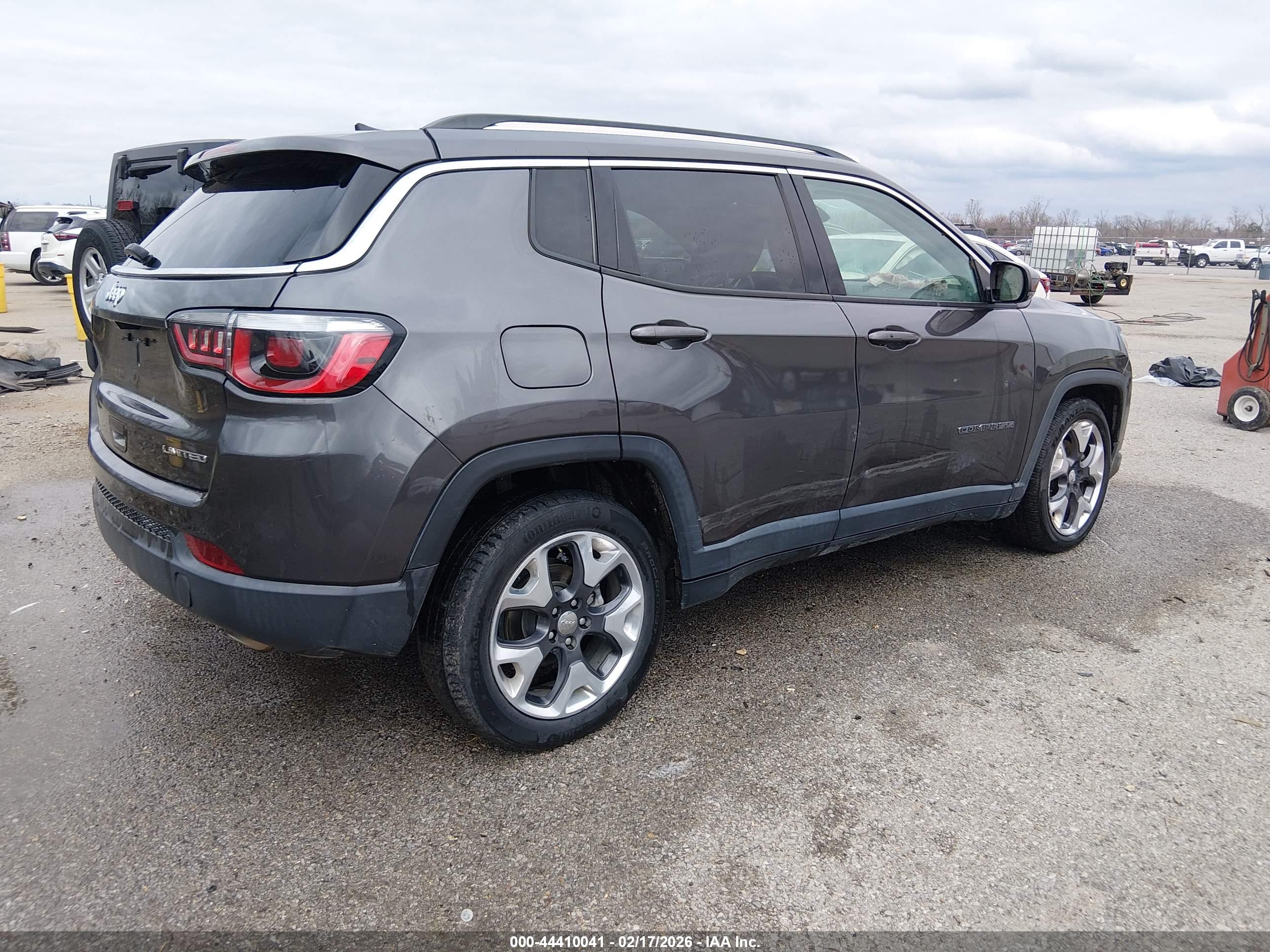 JEEP COMPASS image 4