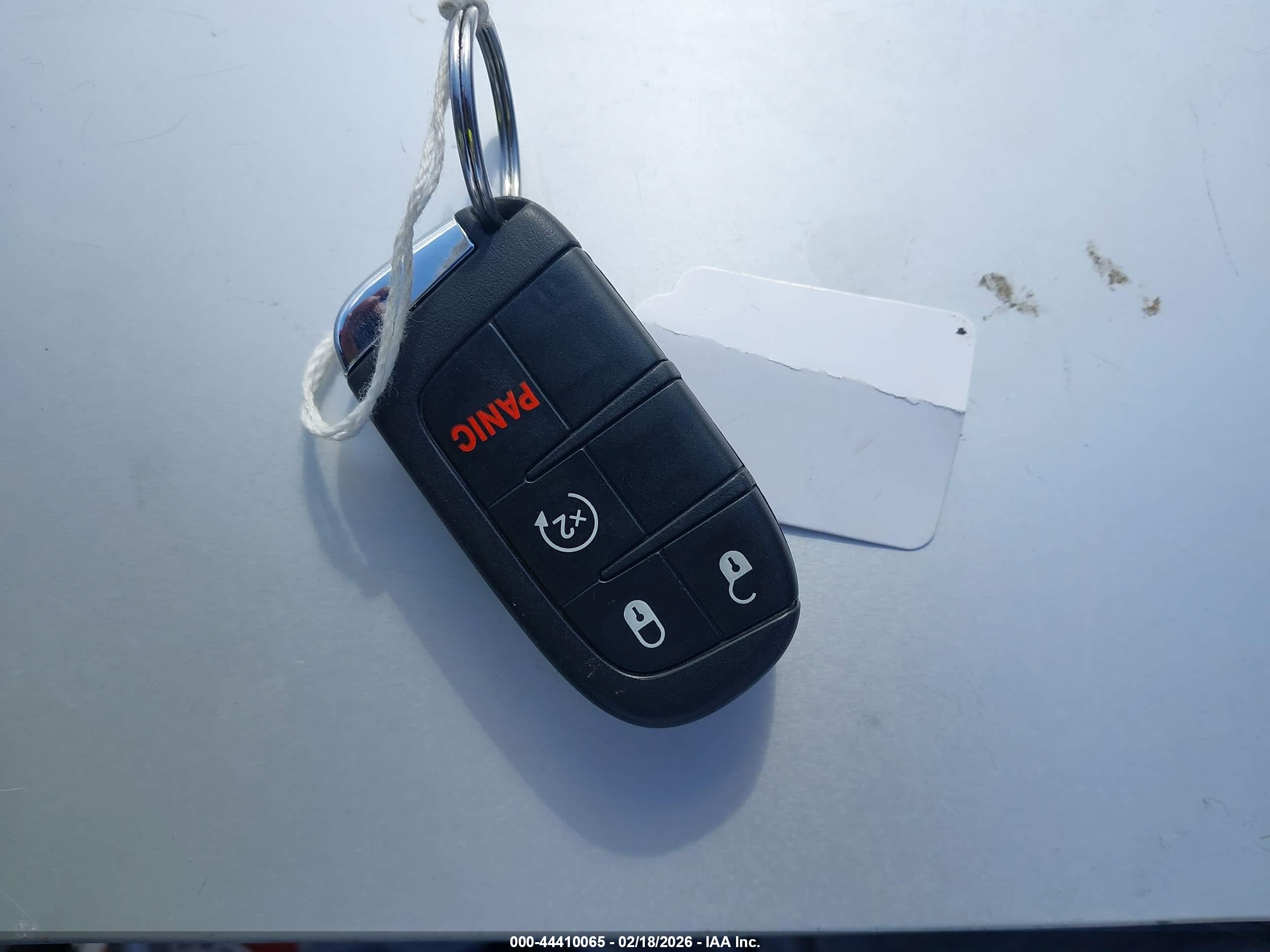 JEEP RENEGADE image 11