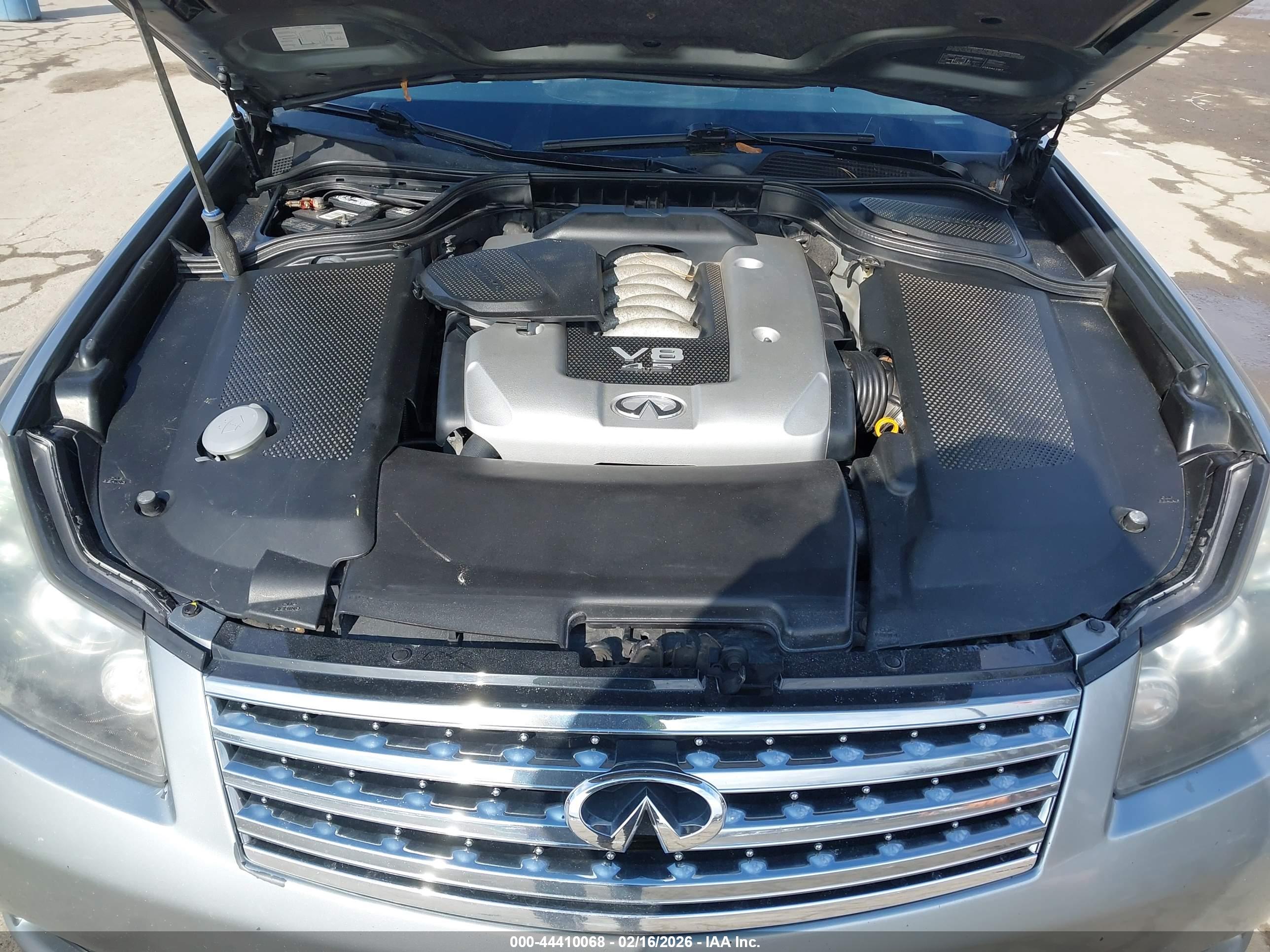 INFINITI M45 image 10