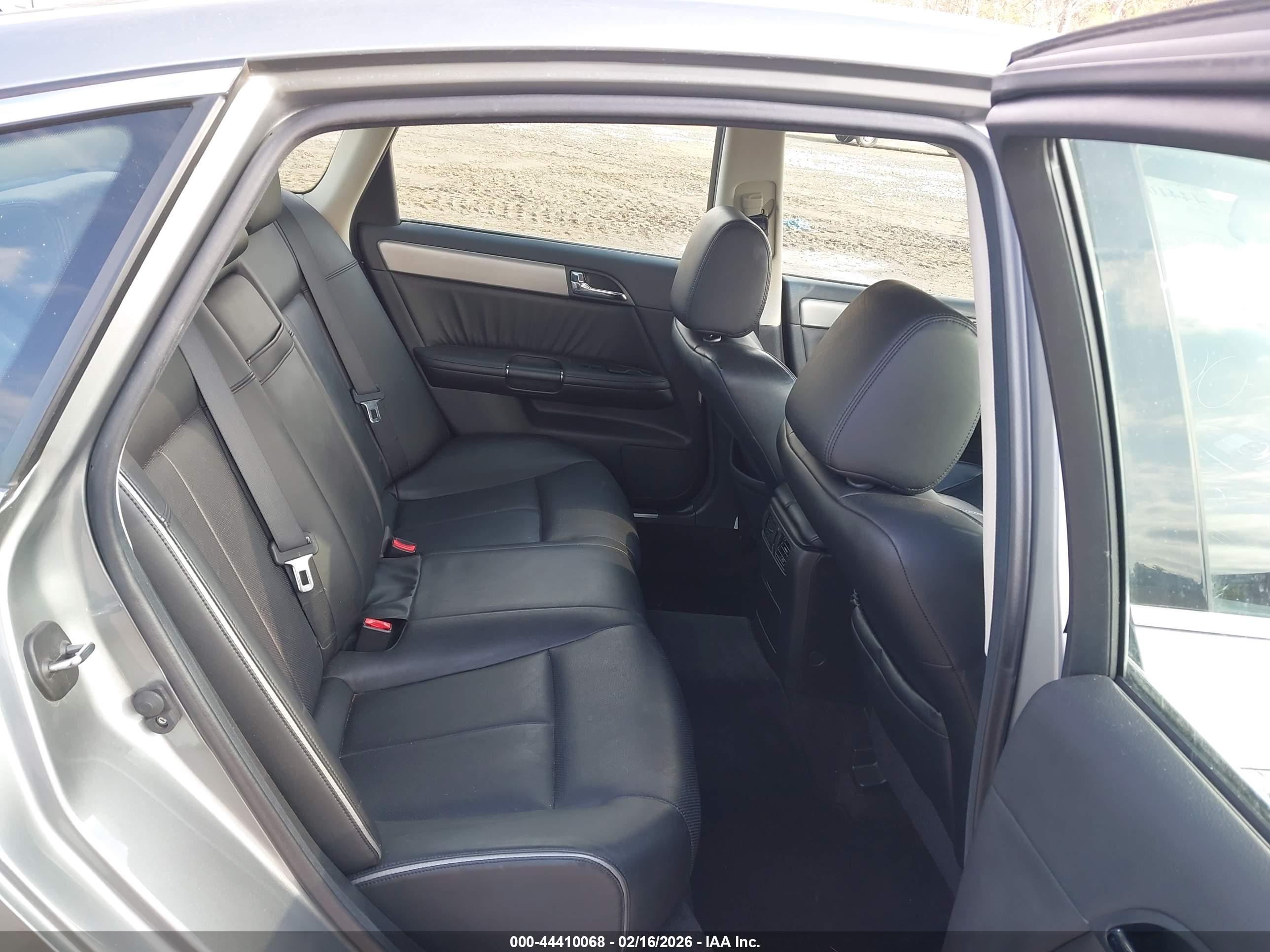INFINITI M45 image 8