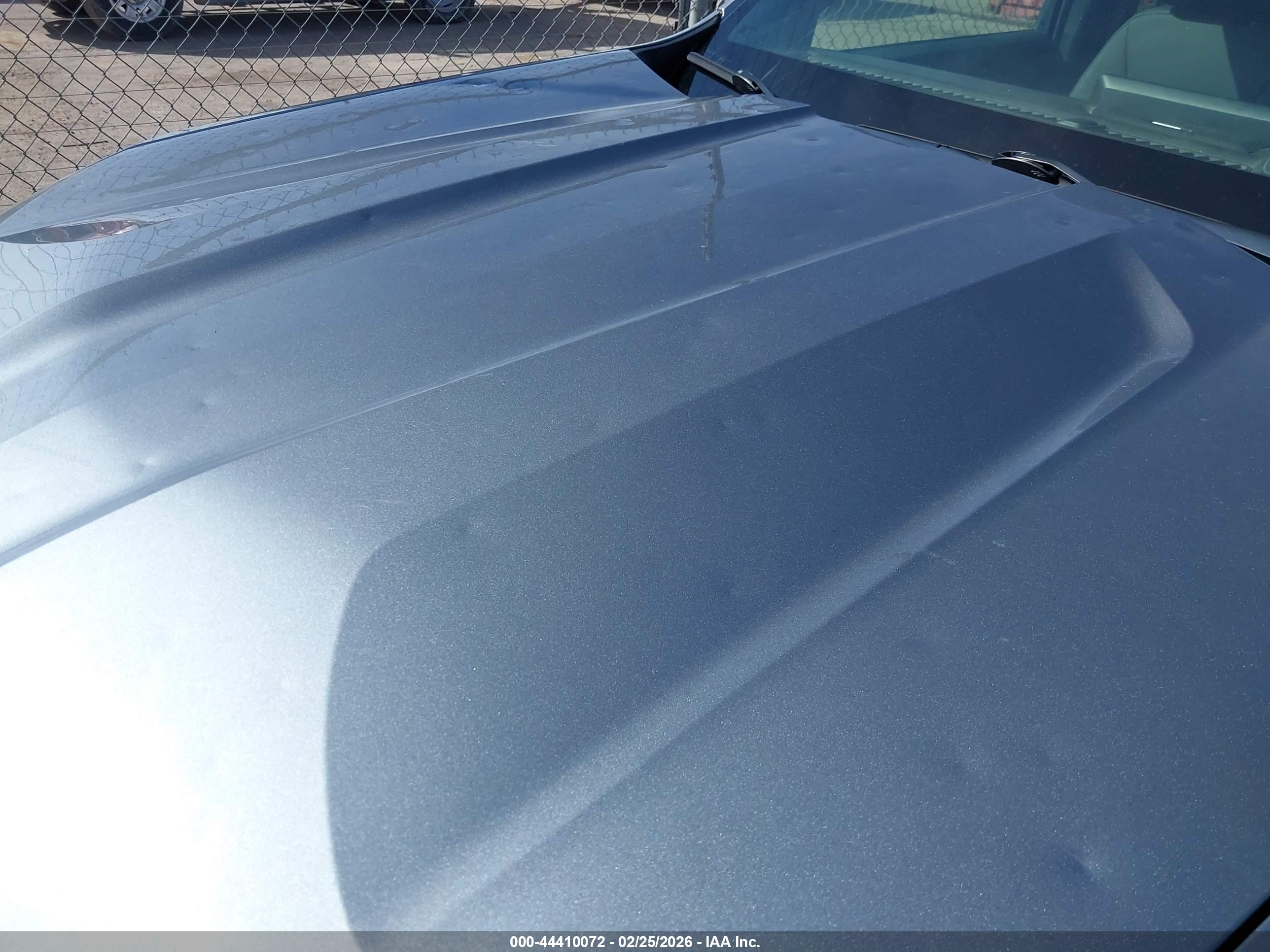 CHEVROLET COLORADO image 6