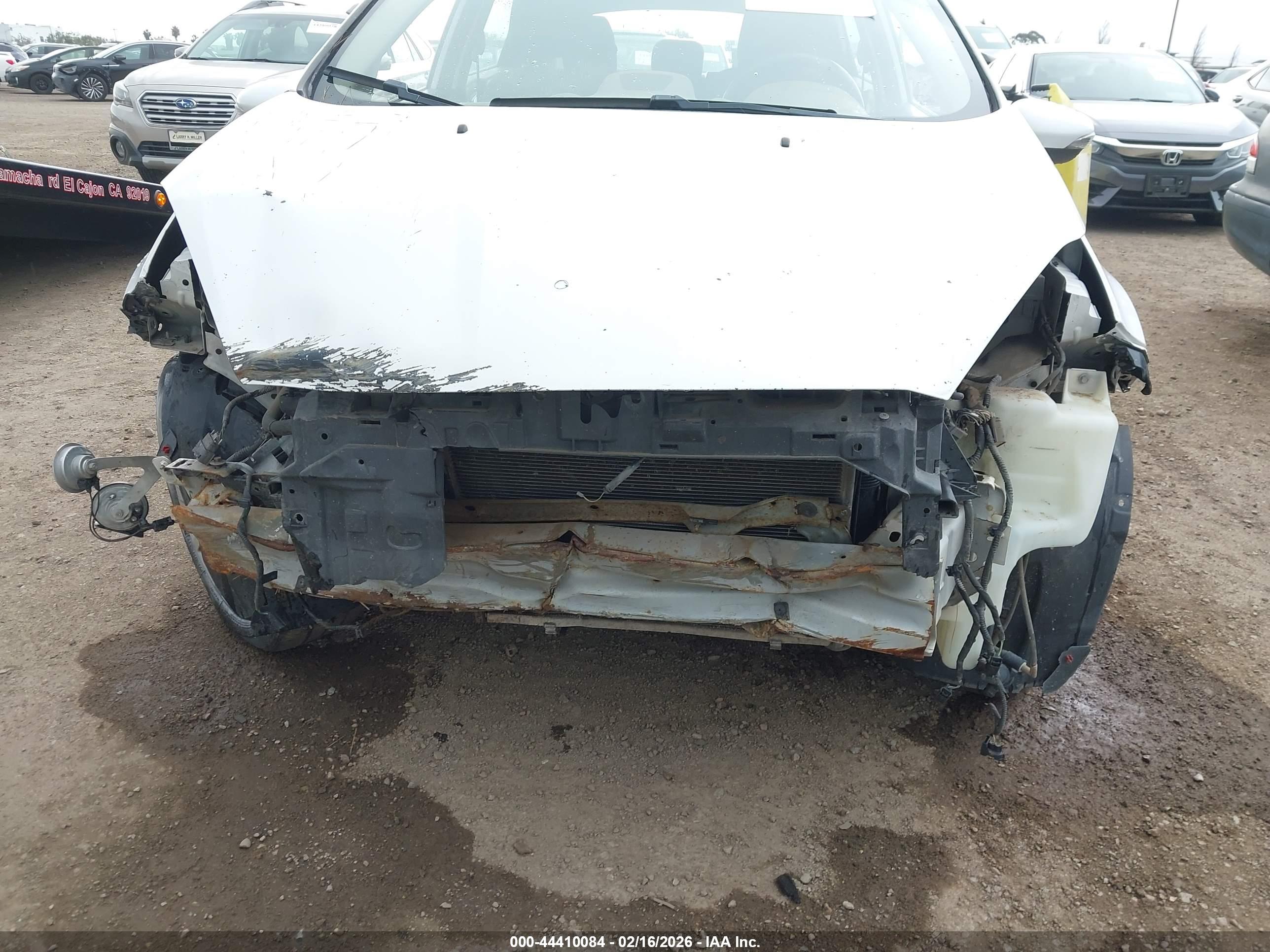 FORD FIESTA image 6