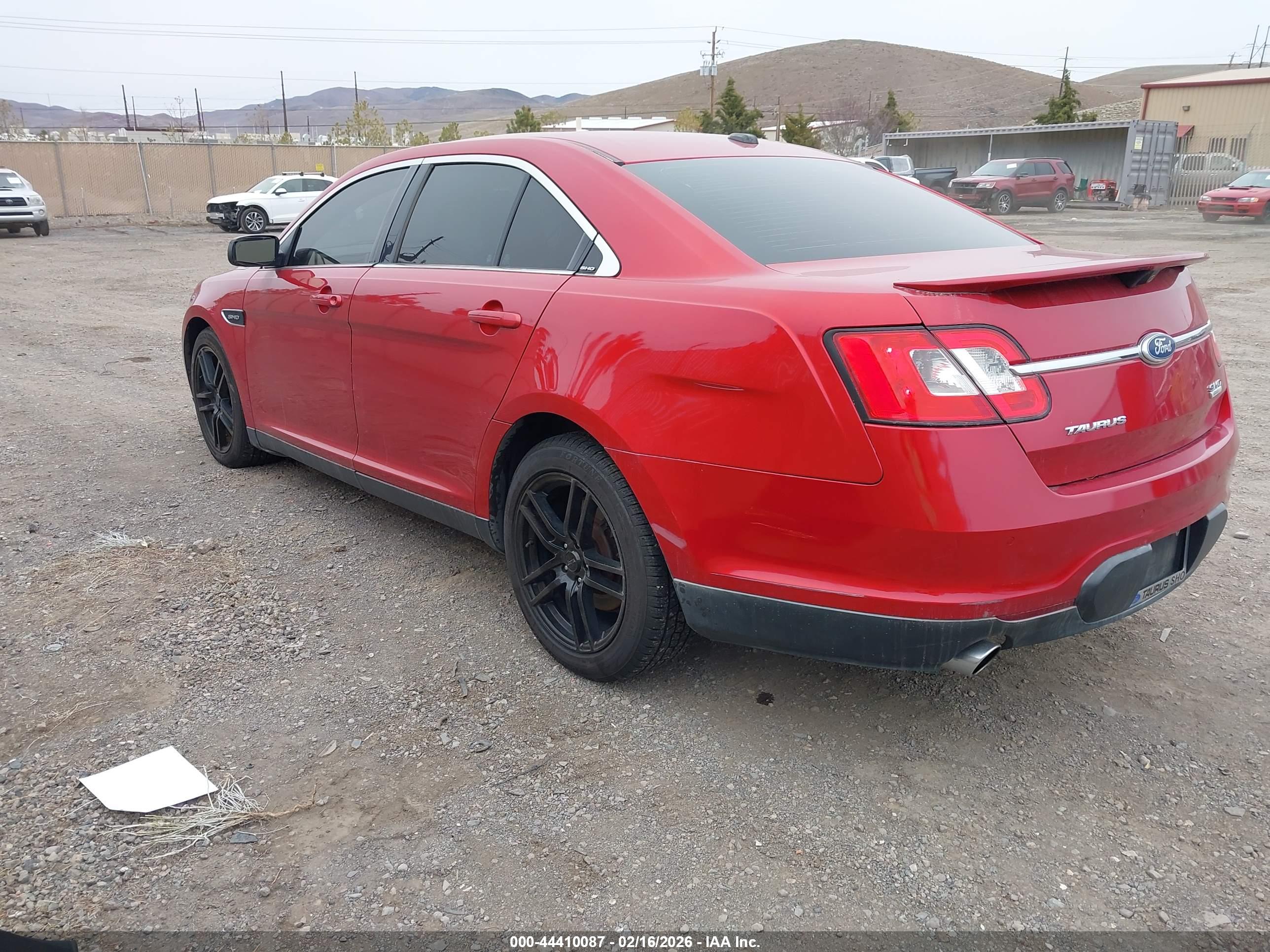FORD TAURUS image 3