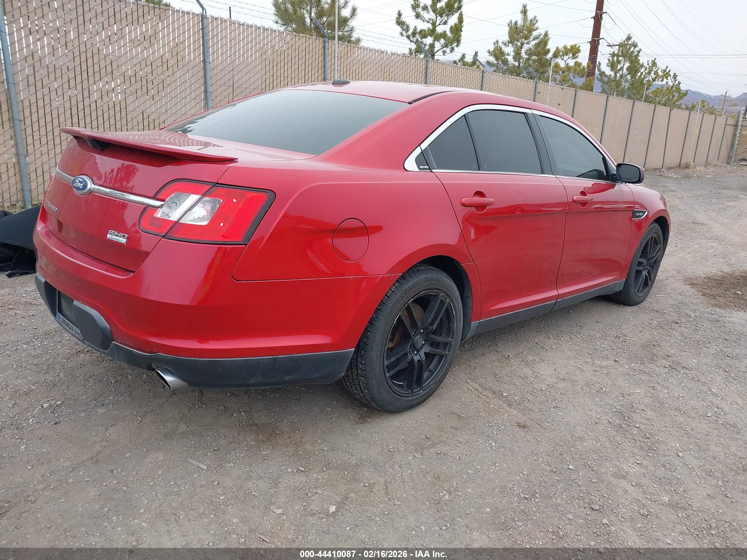 FORD TAURUS image 4