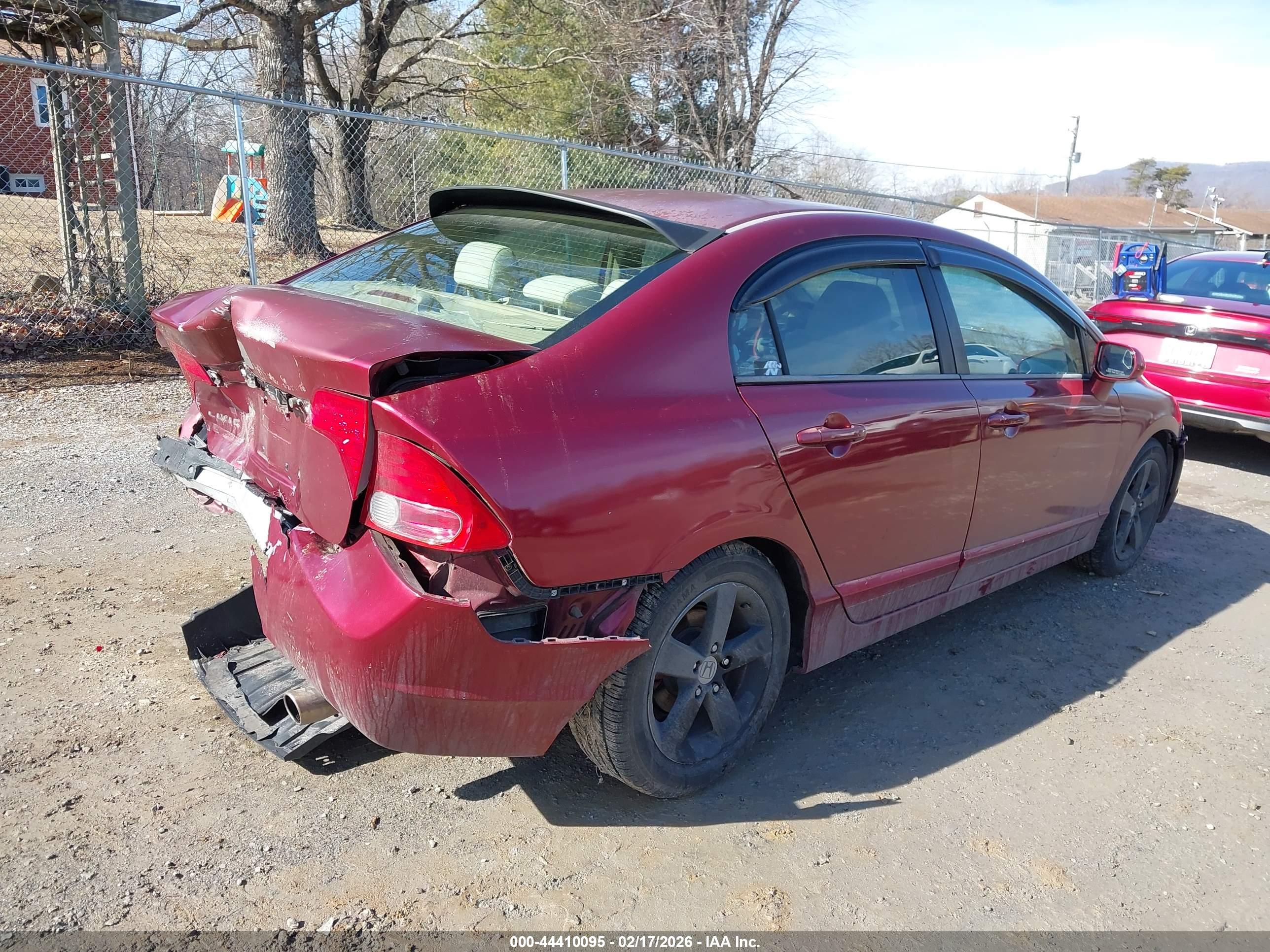HONDA CIVIC image 4