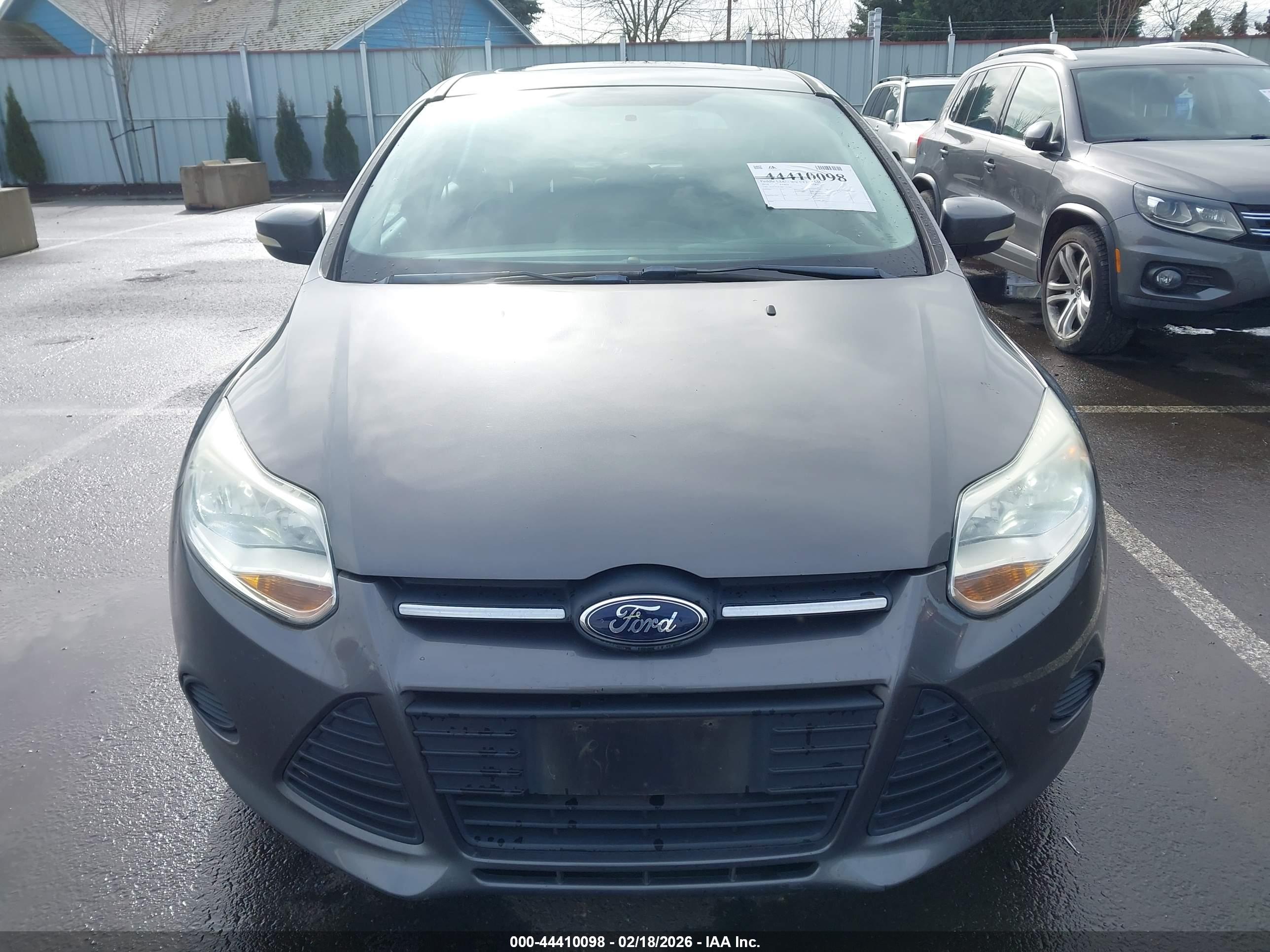 FORD FOCUS image 6