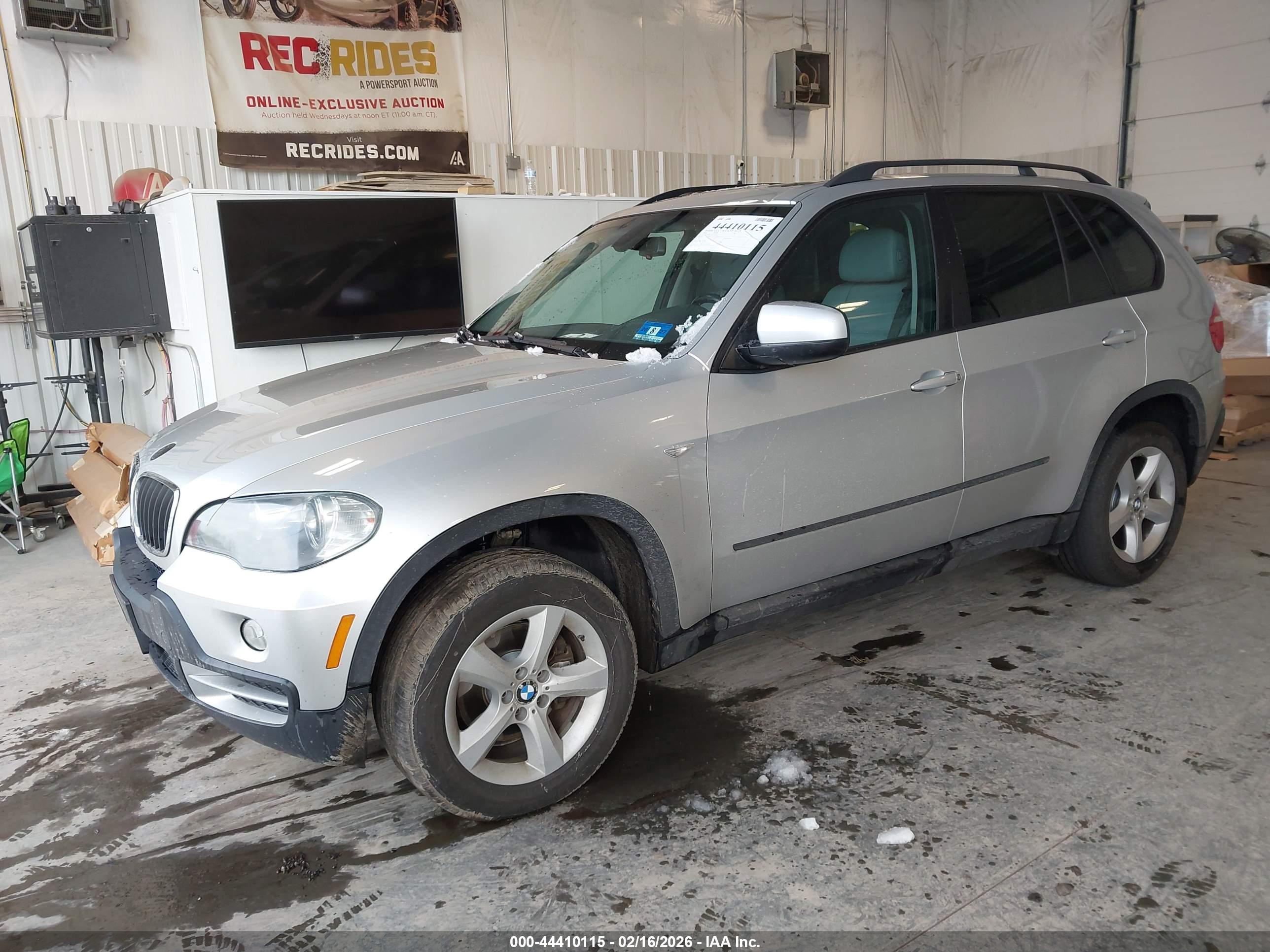 BMW X5 image 2