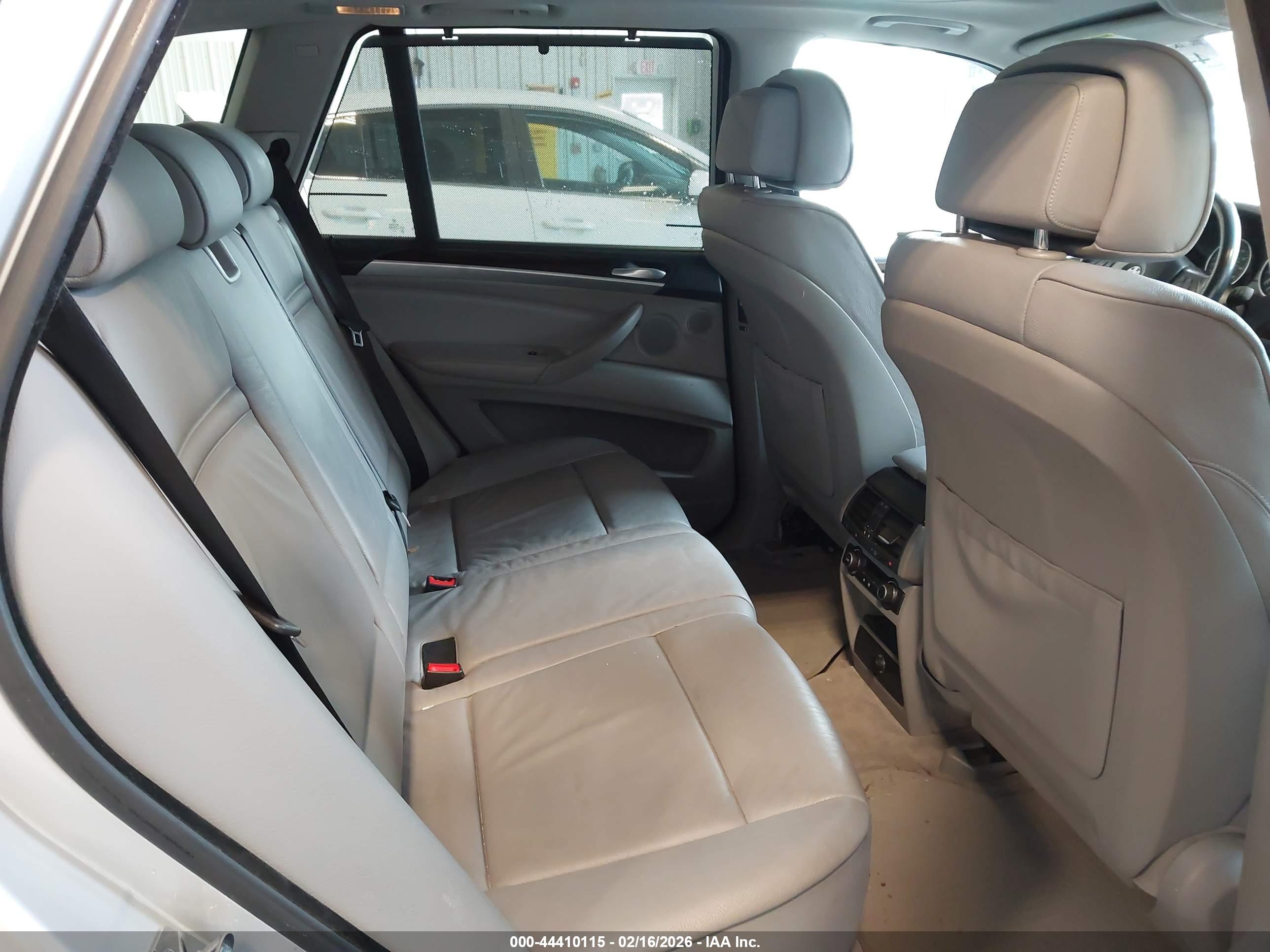 BMW X5 image 8