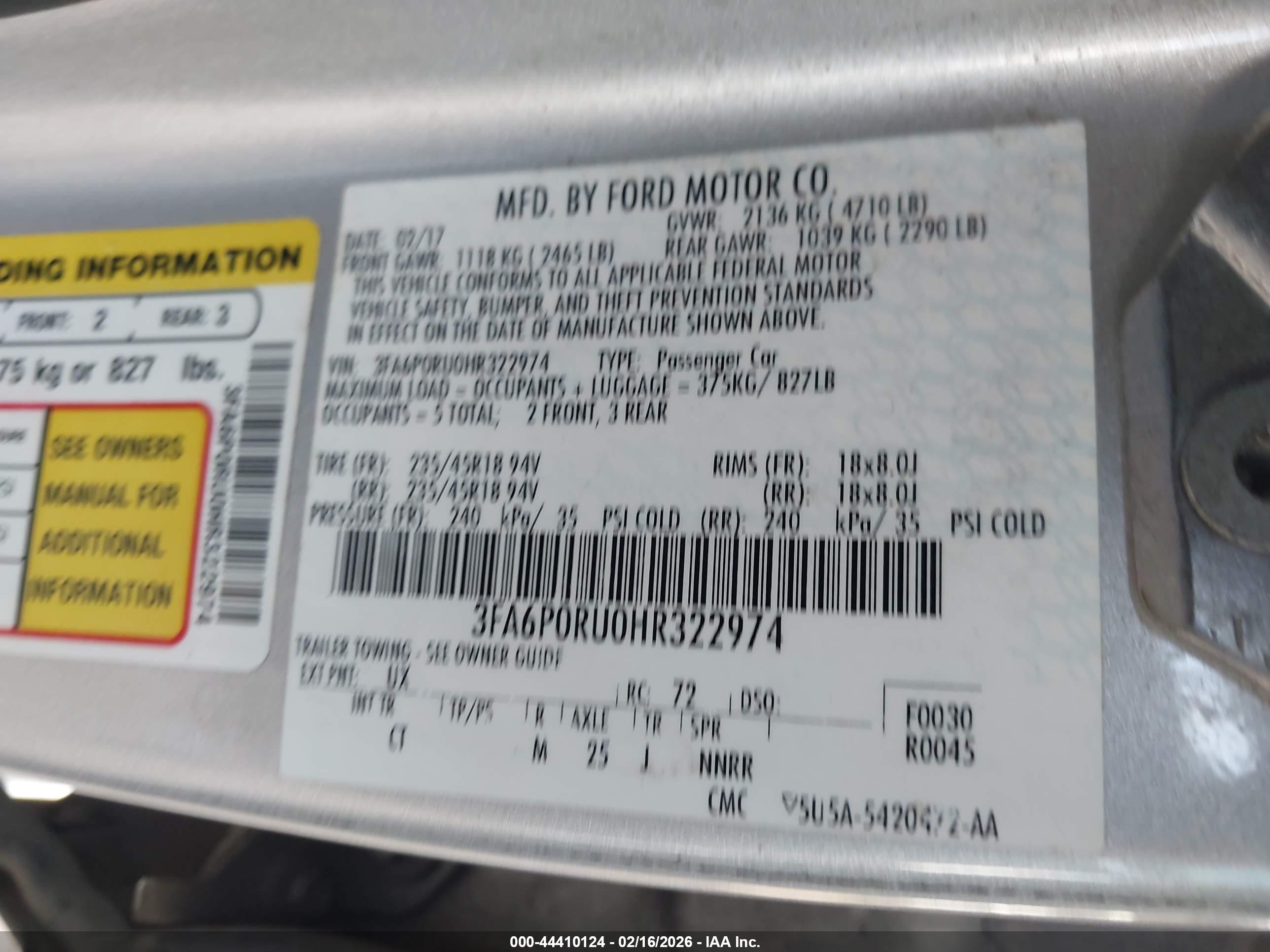 FORD FUSION image 9