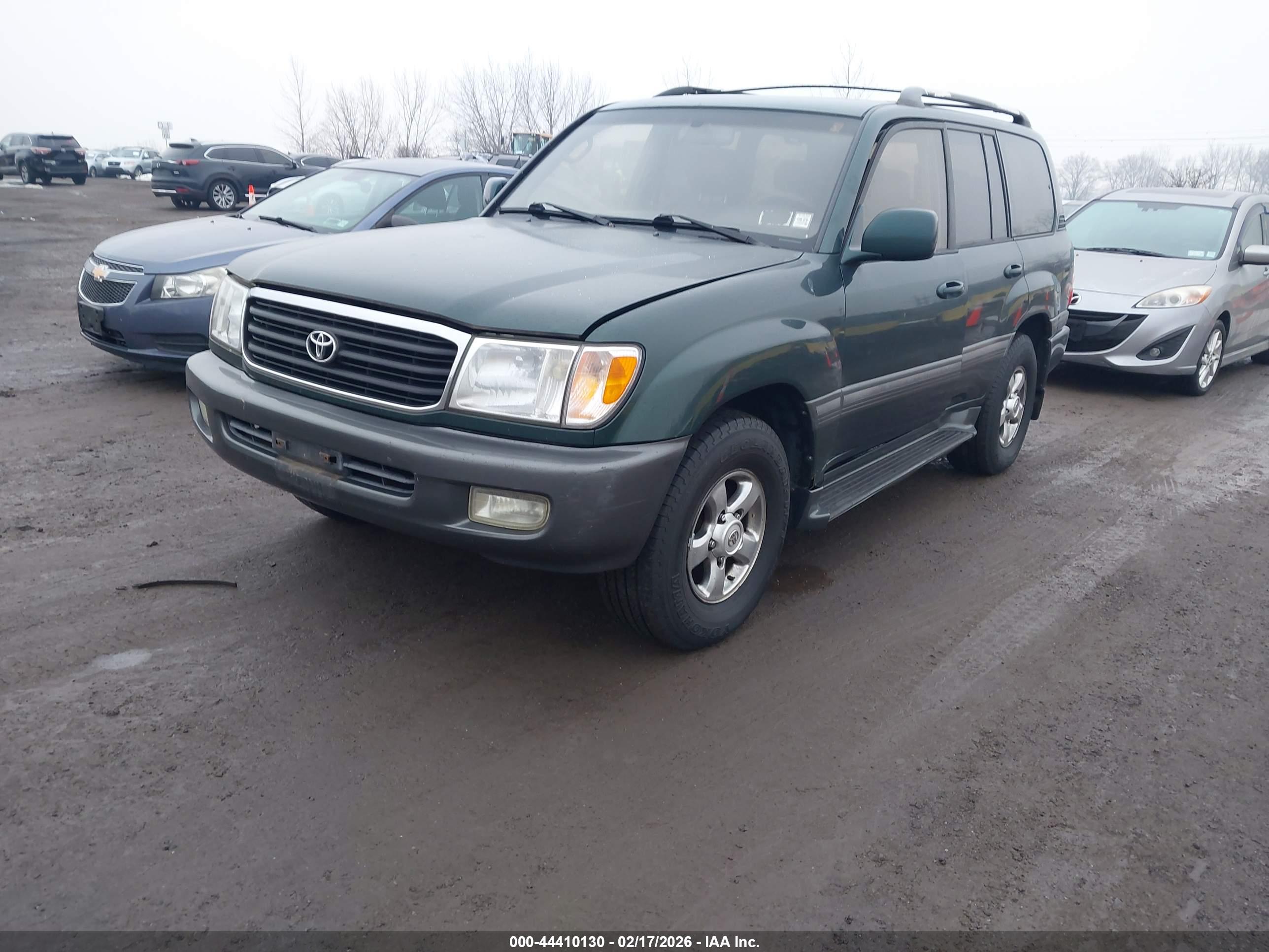 TOYOTA LAND image 2