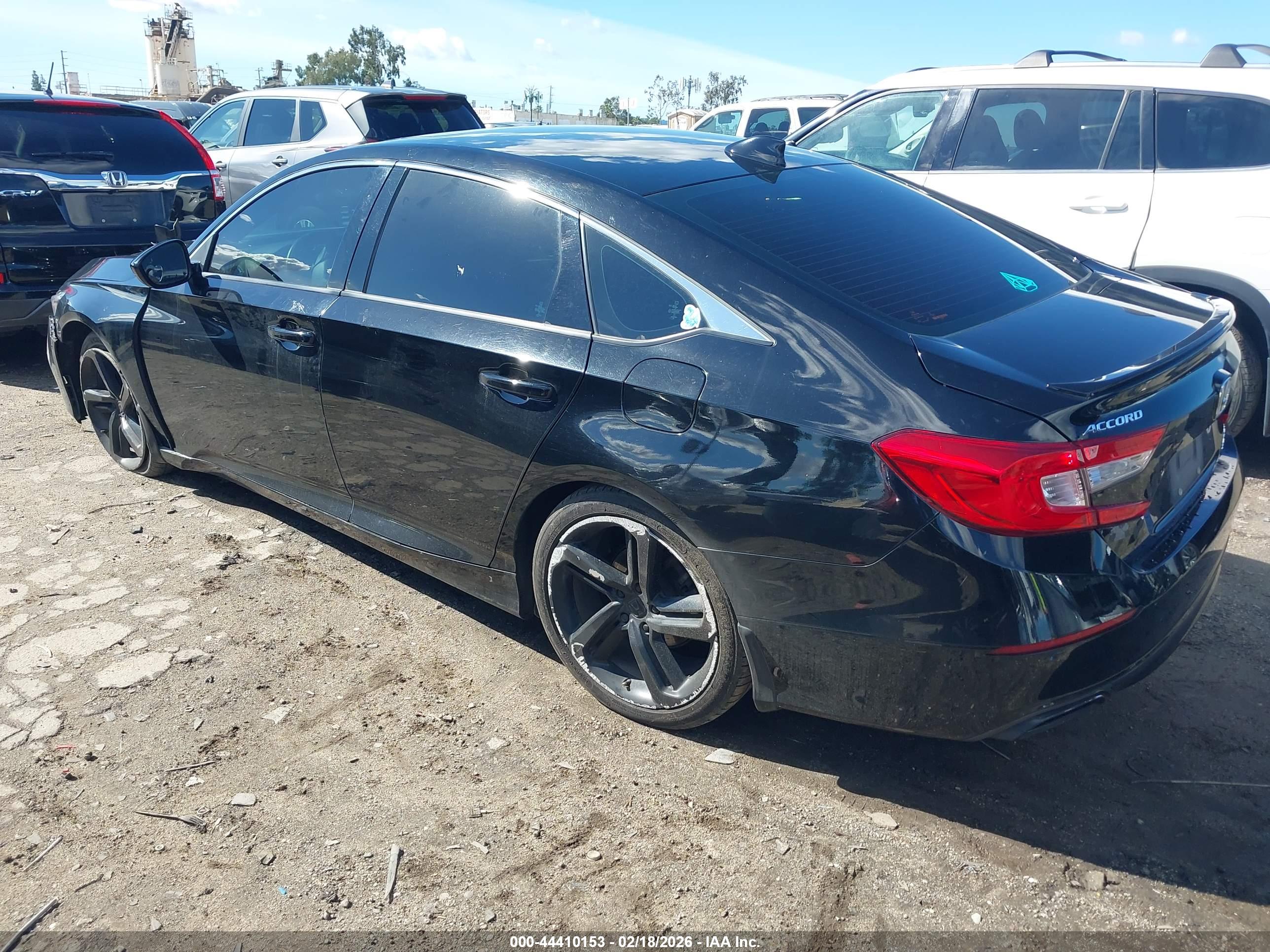 HONDA ACCORD image 3