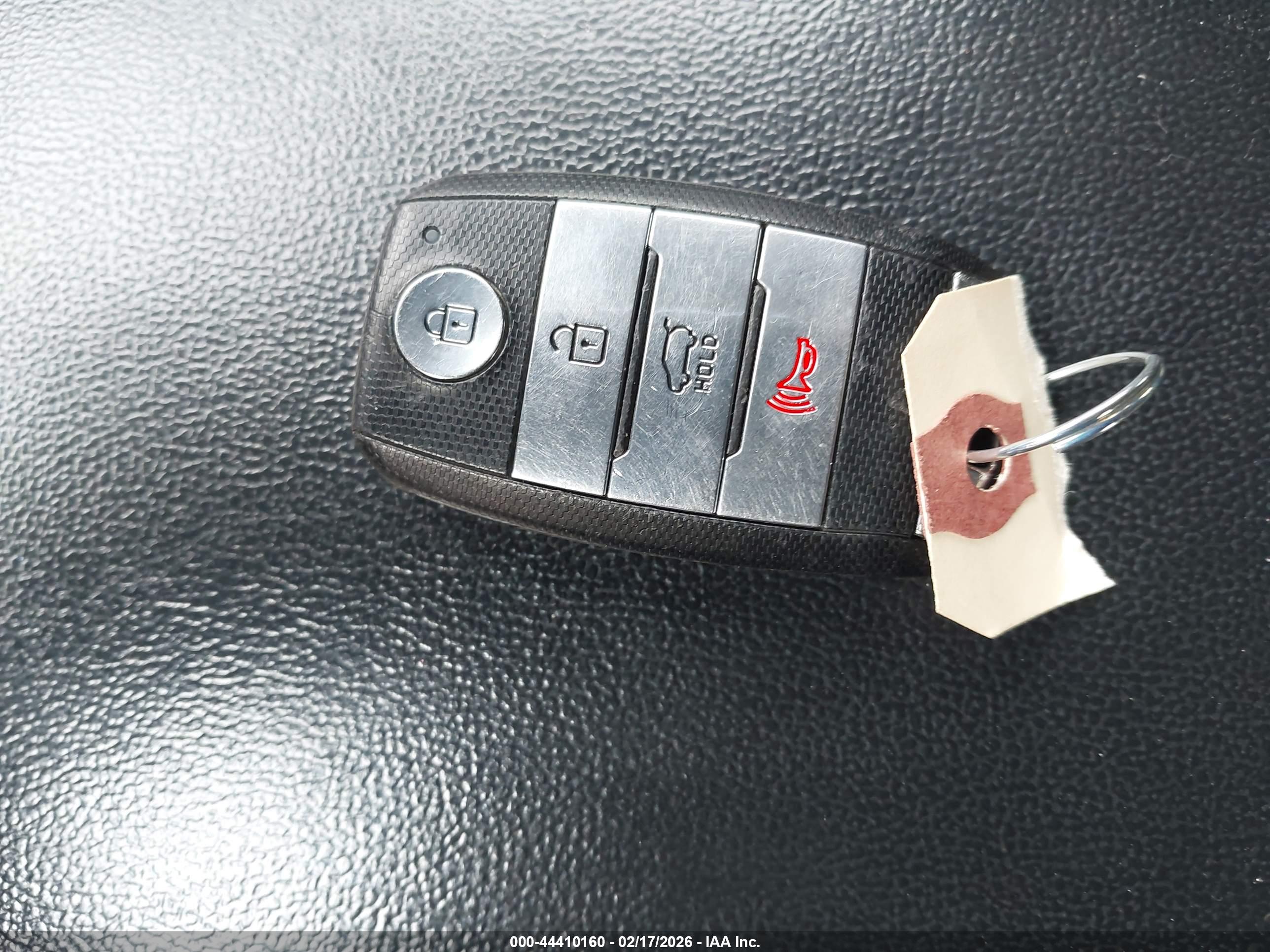 KIA SORENTO image 11