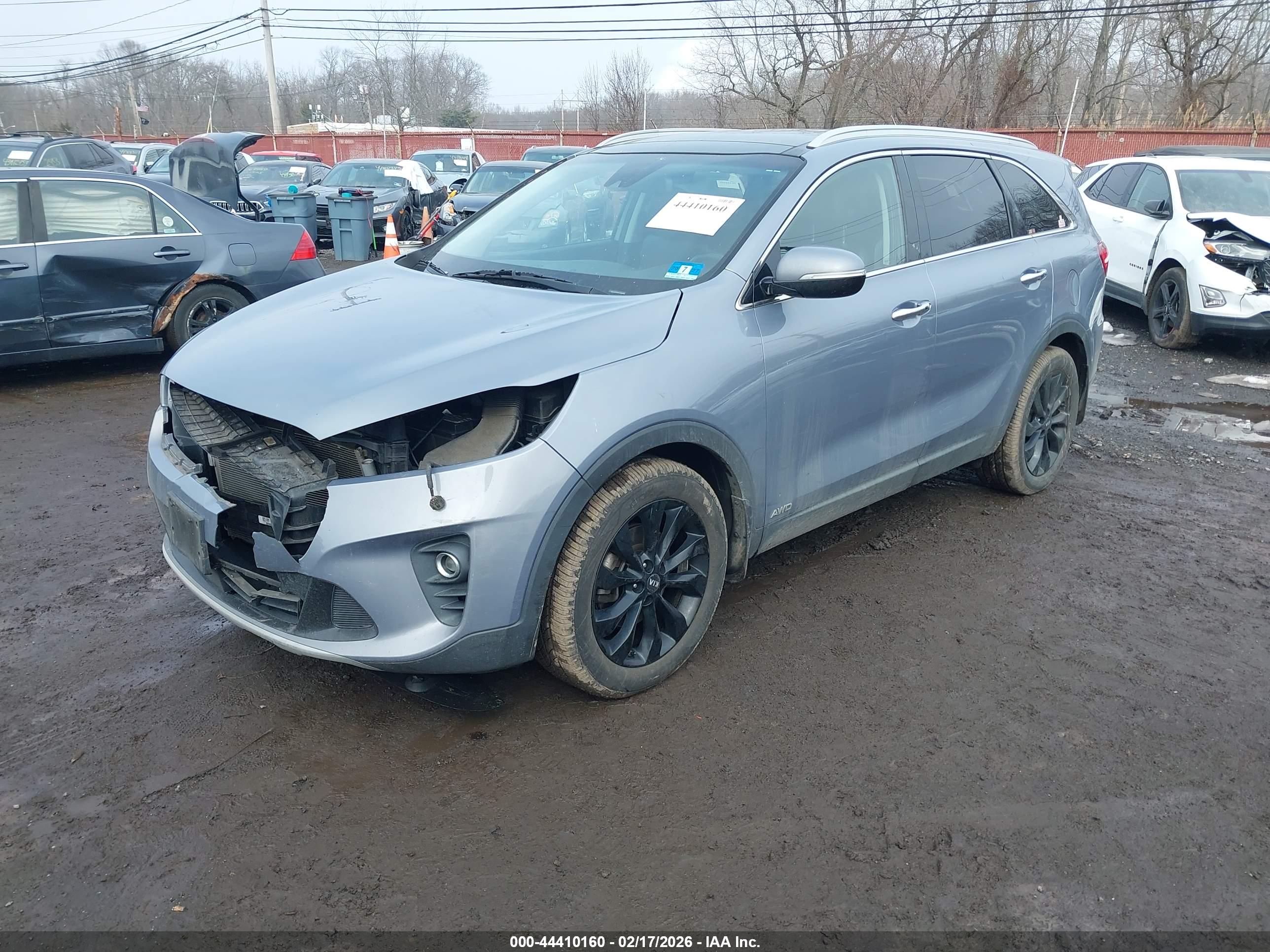 KIA SORENTO image 6