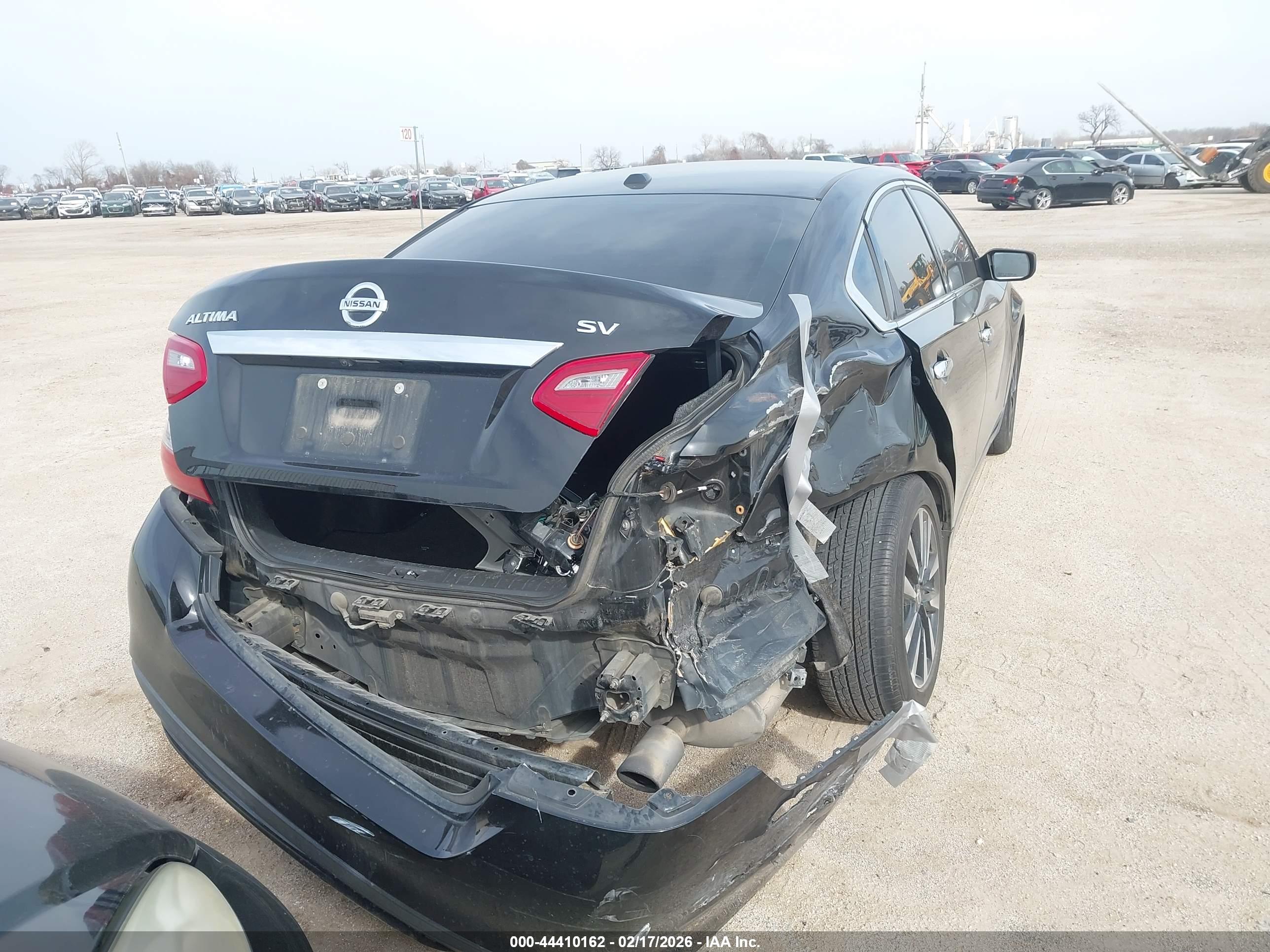 NISSAN ALTIMA image 4