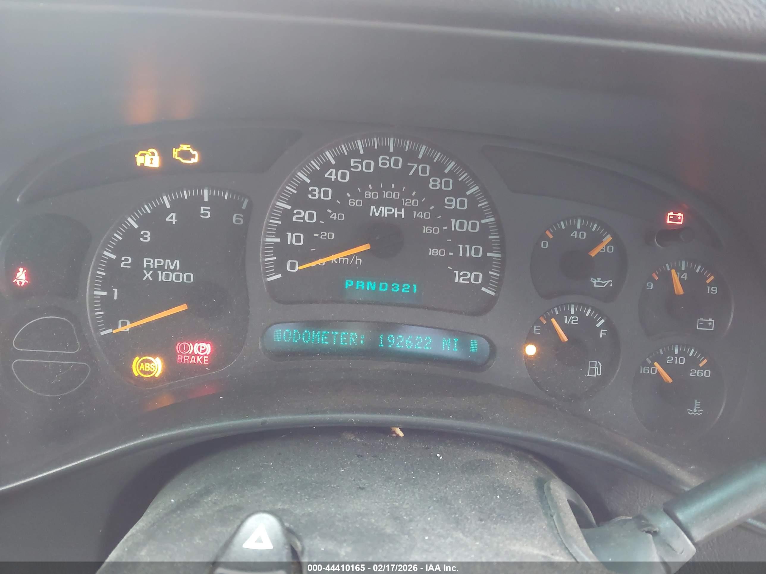 CHEVROLET SILVERADO image 7