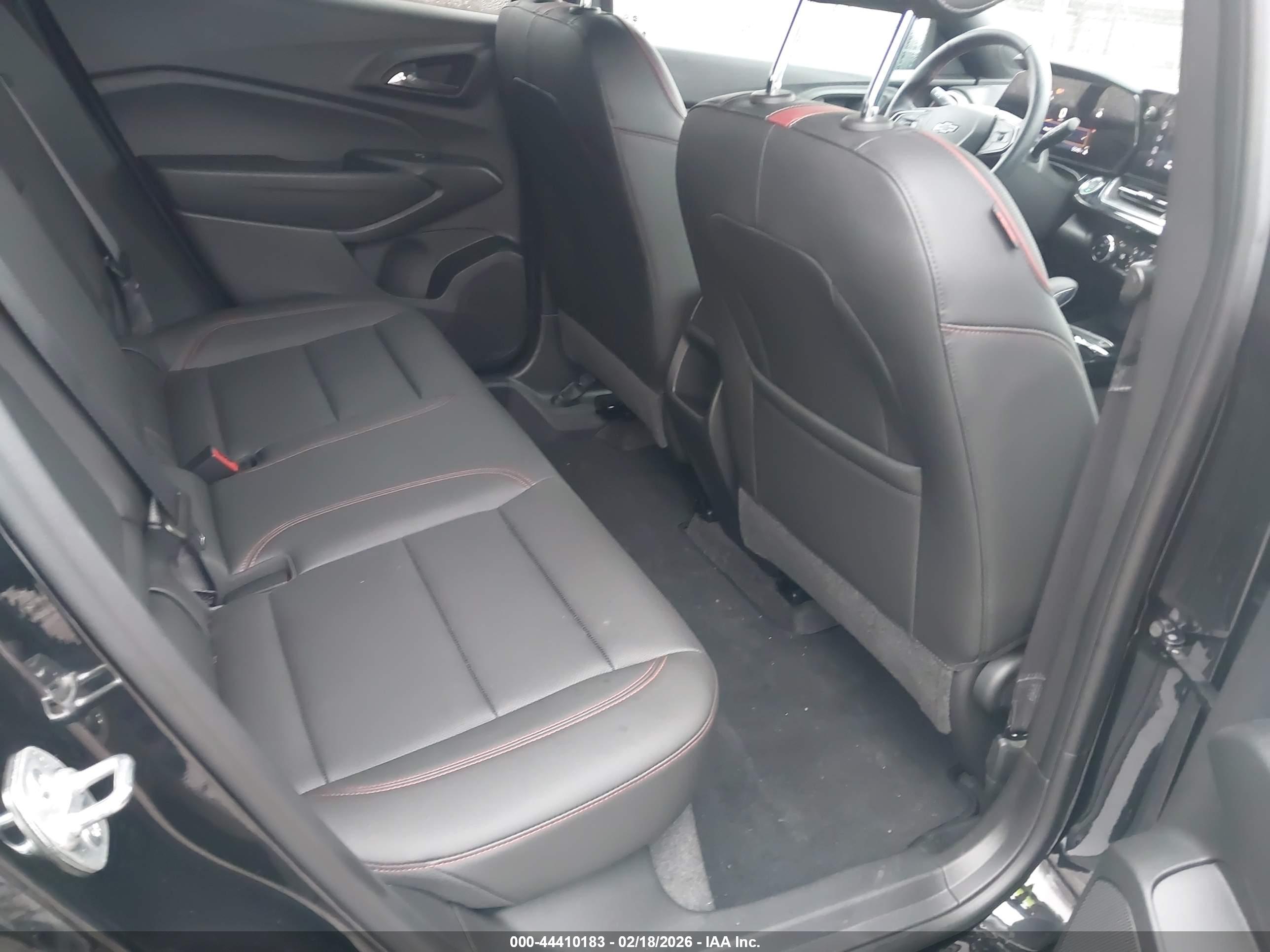CHEVROLET TRAX image 8