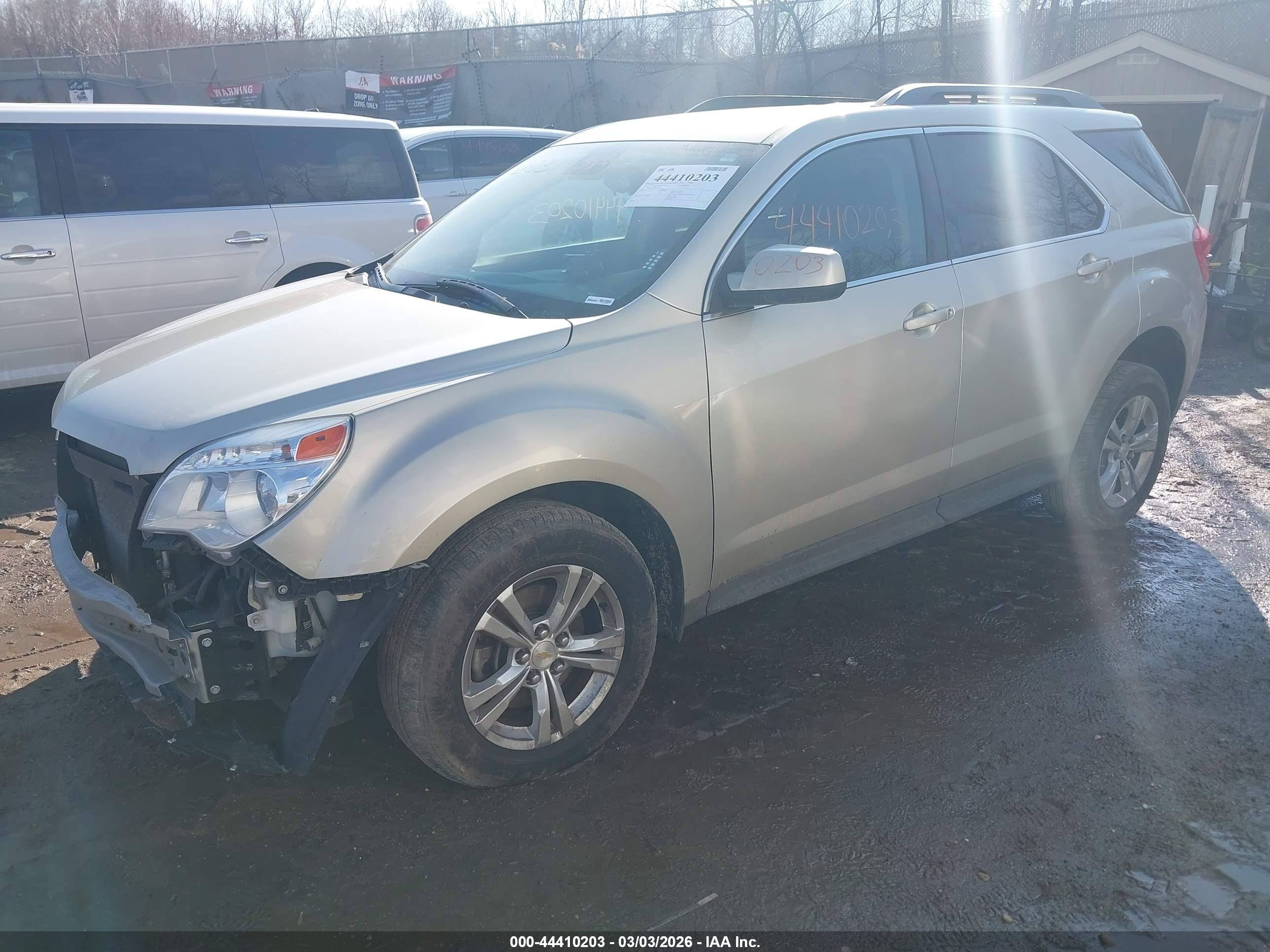 CHEVROLET EQUINOX image 2