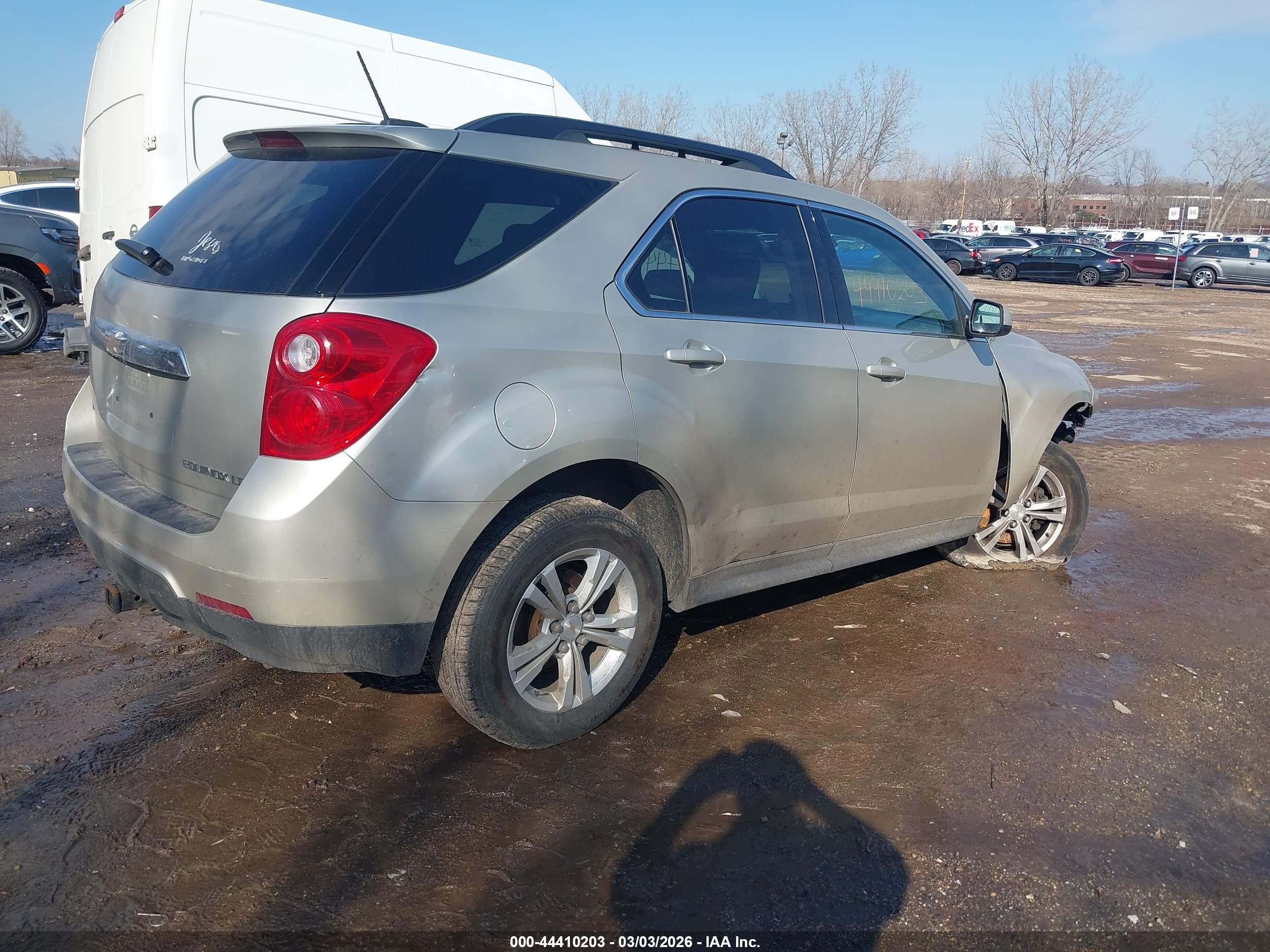 CHEVROLET EQUINOX image 4