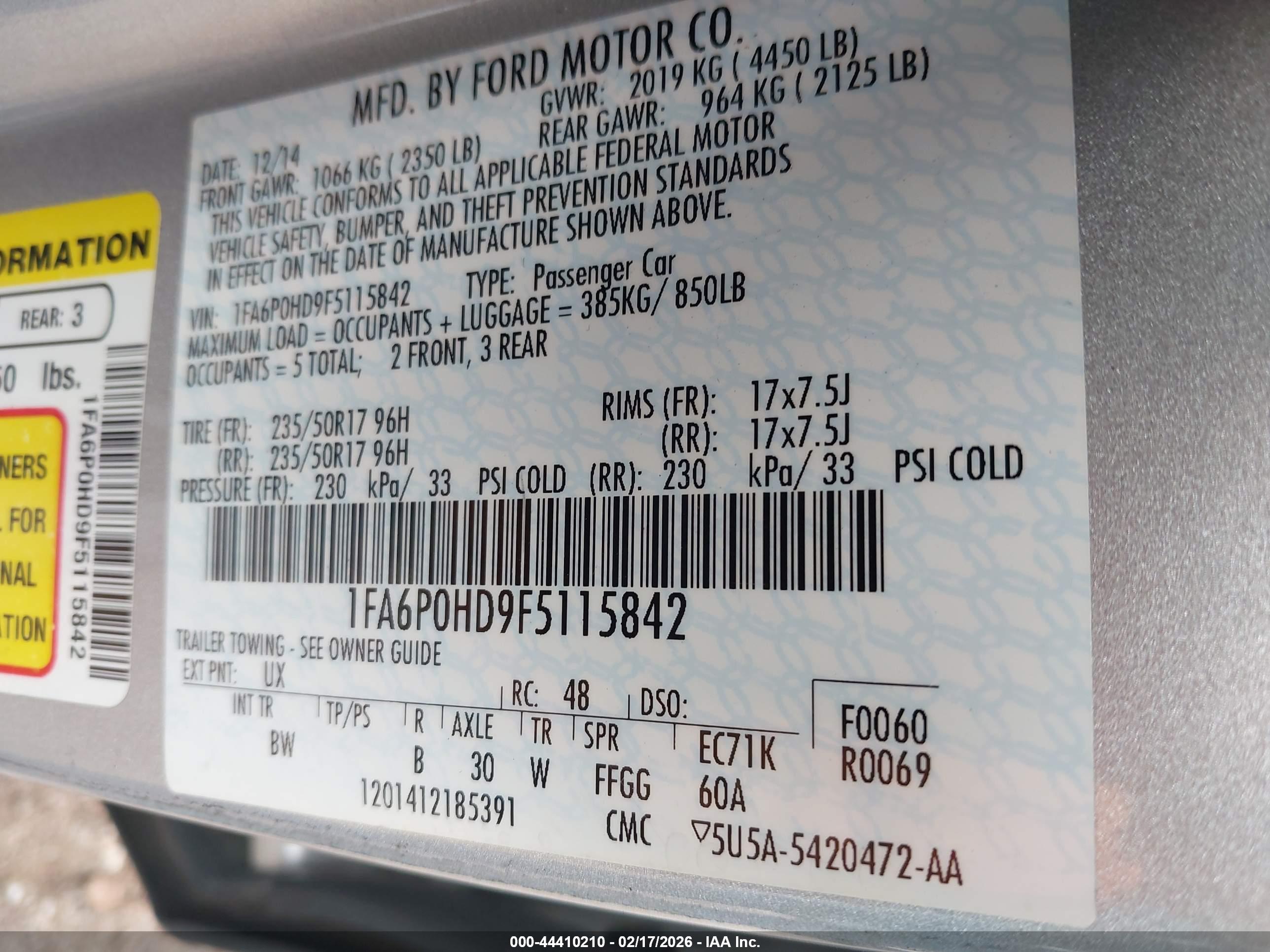 FORD FUSION image 9