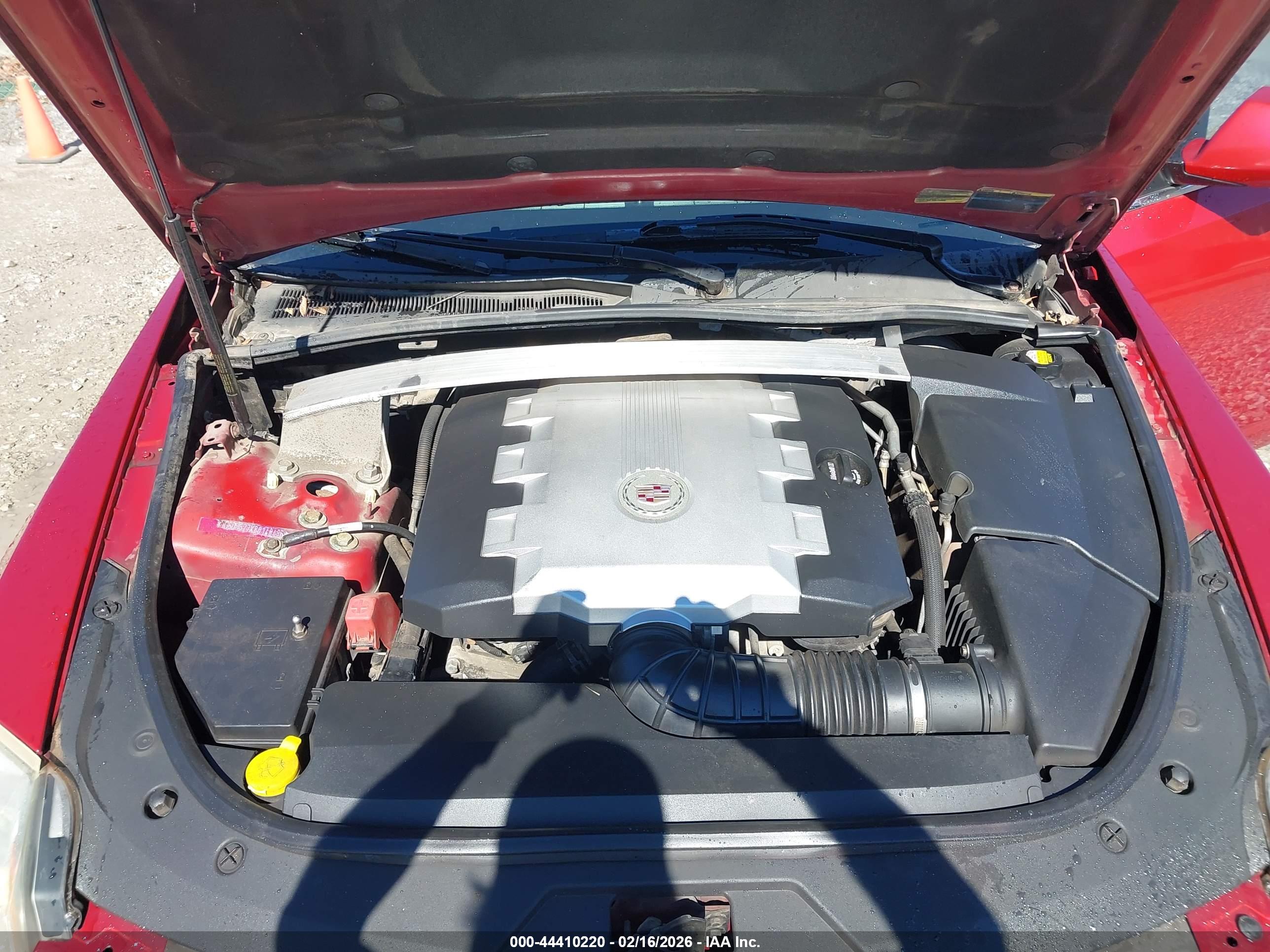 CADILLAC CTS image 10