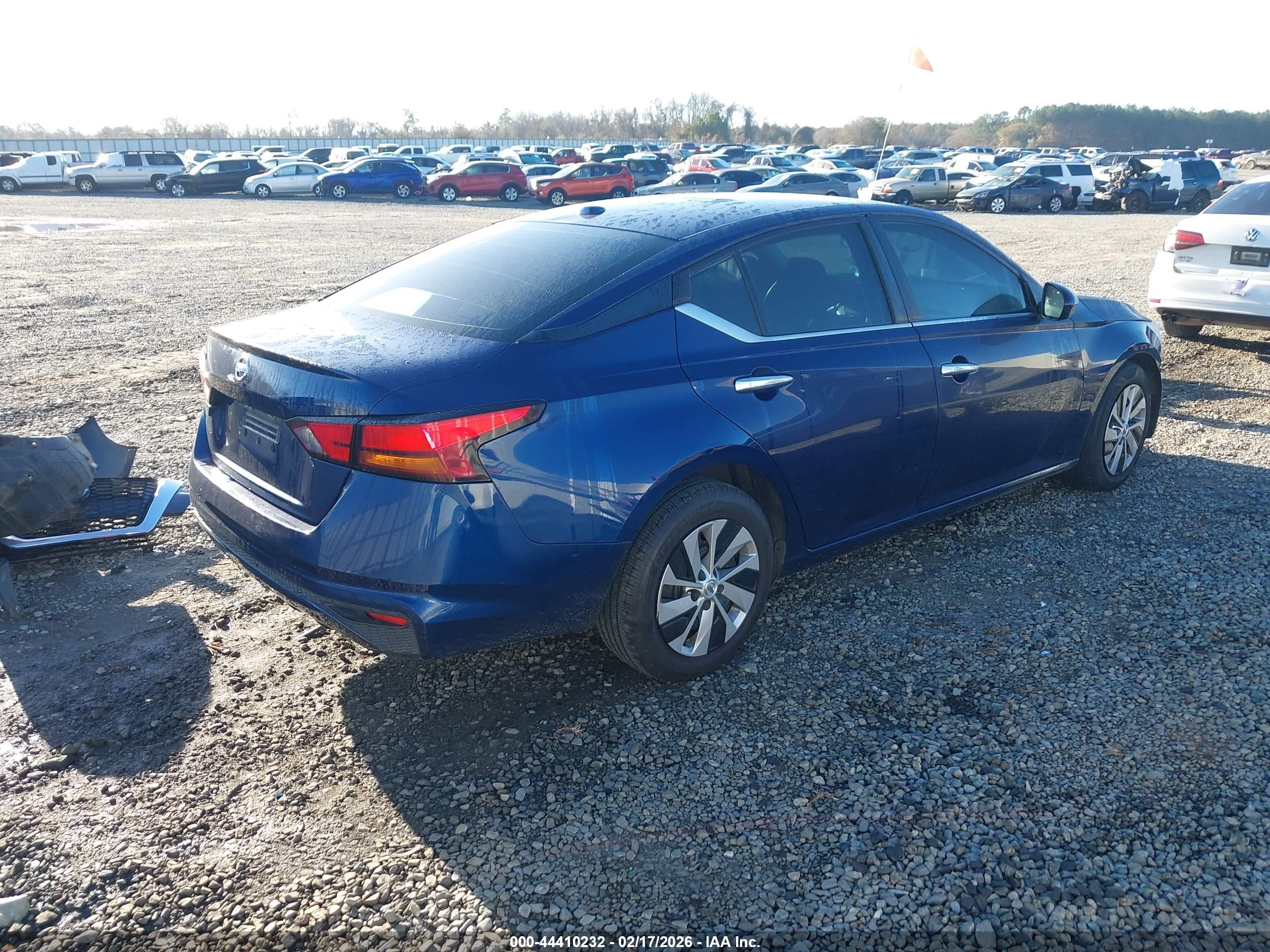 NISSAN ALTIMA image 4