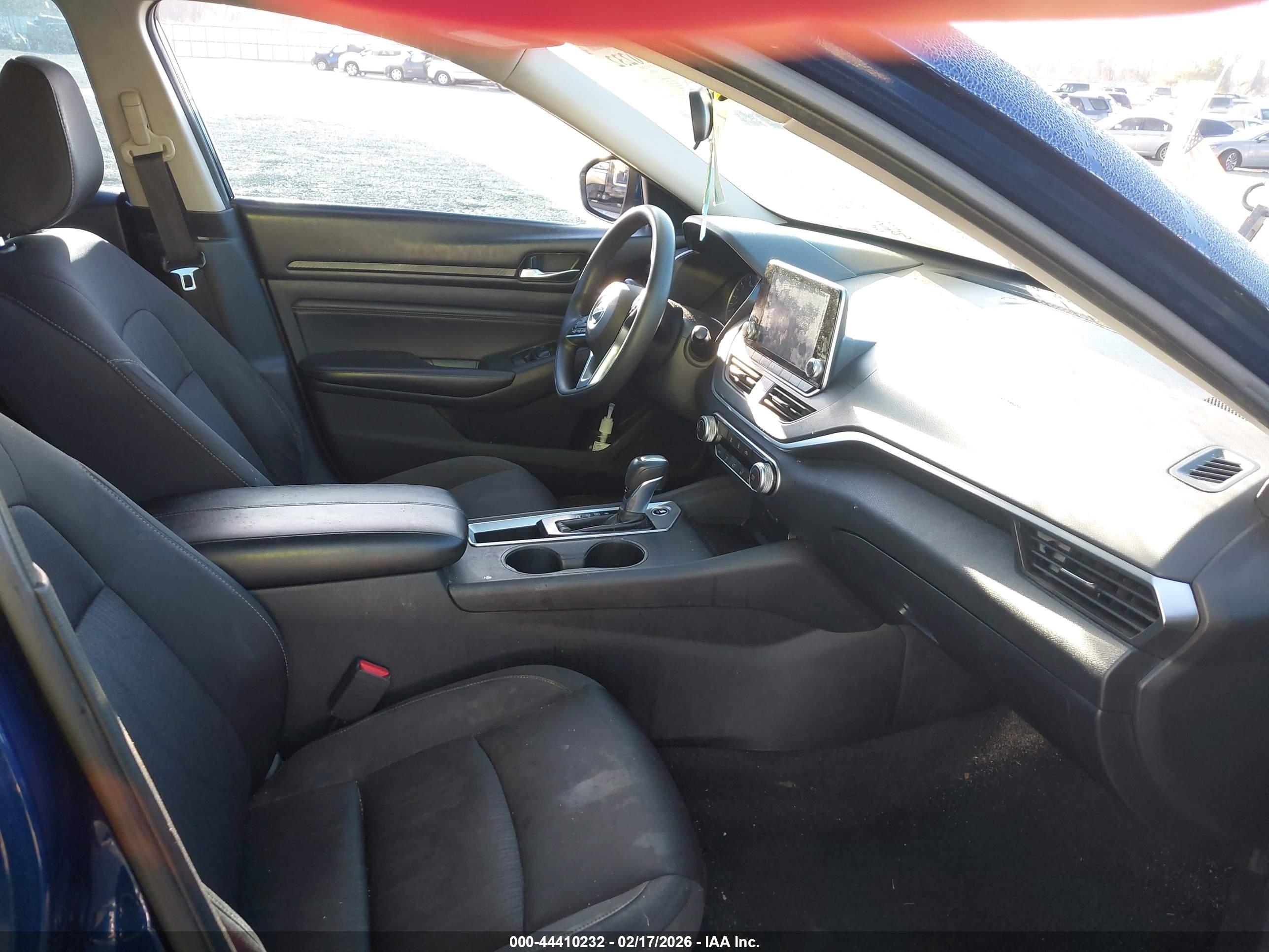 NISSAN ALTIMA image 5