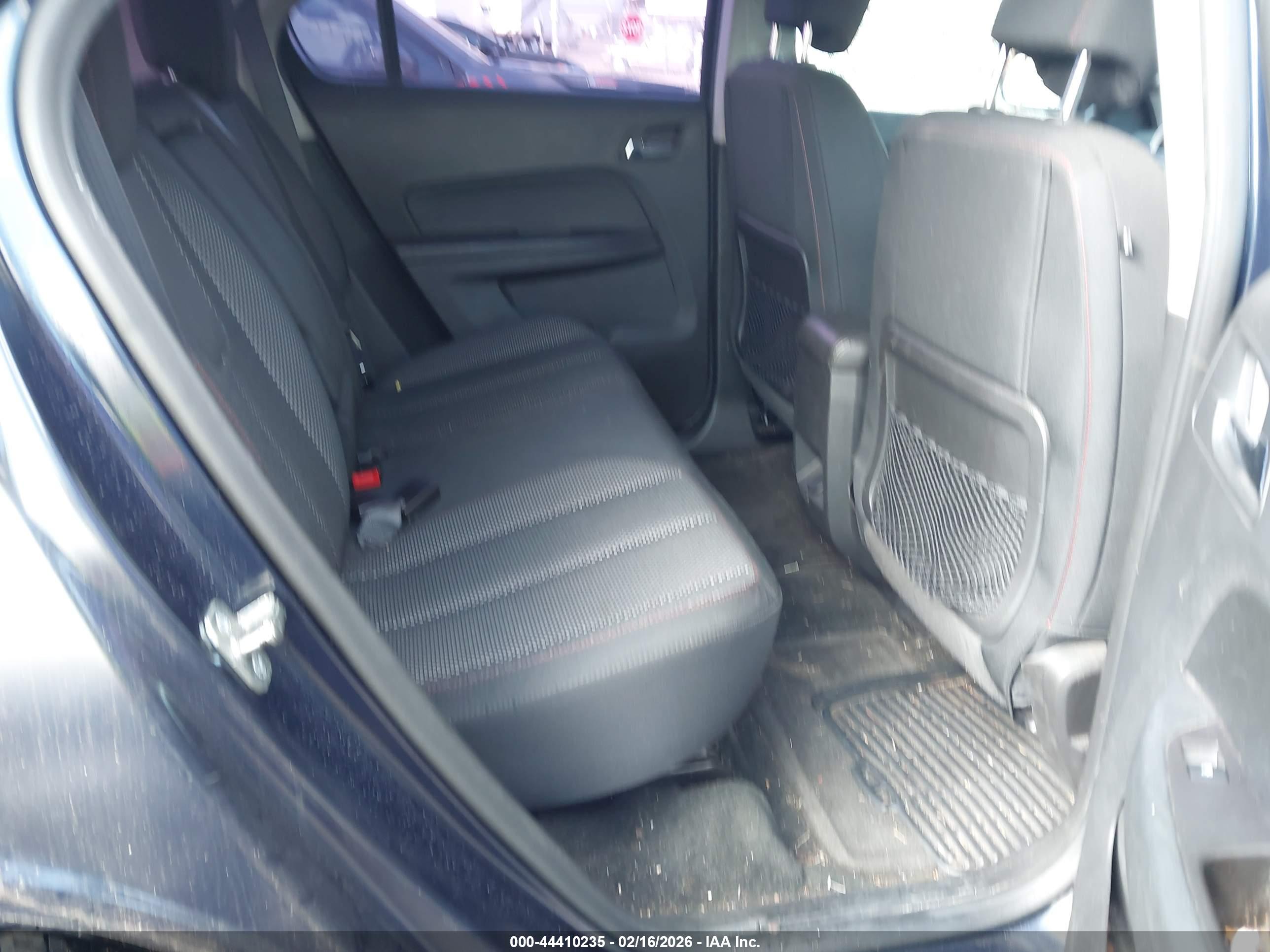 CHEVROLET EQUINOX image 8
