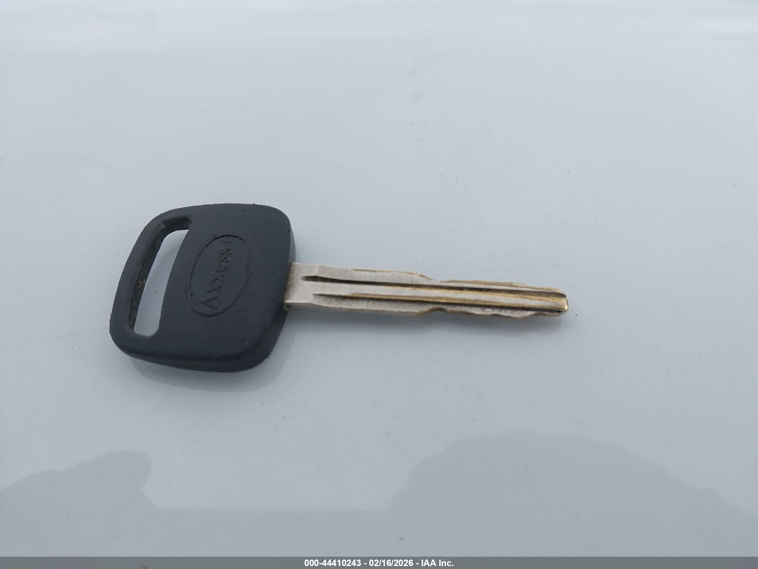 TOYOTA AVALON image 11