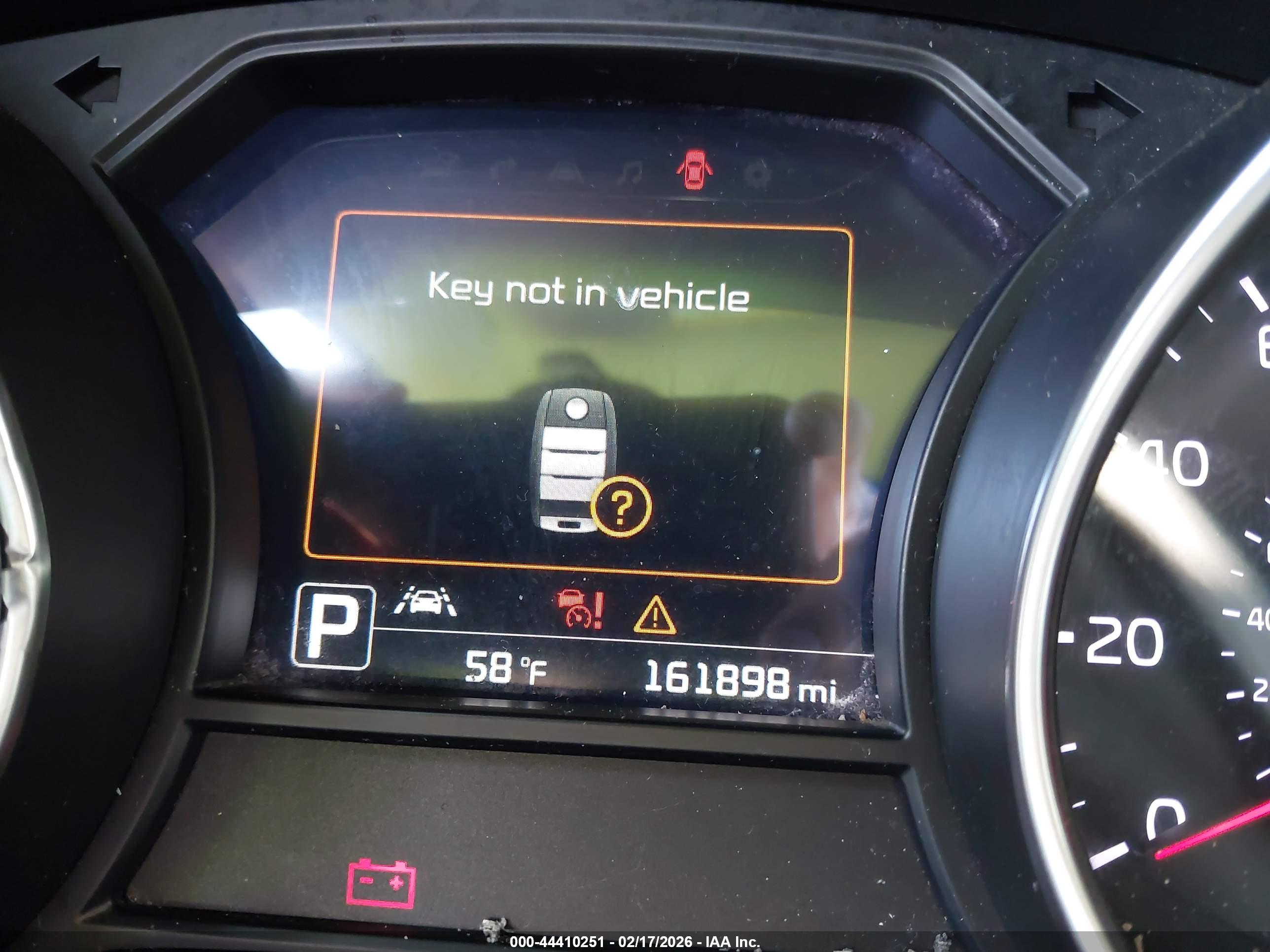KIA SEDONA image 7