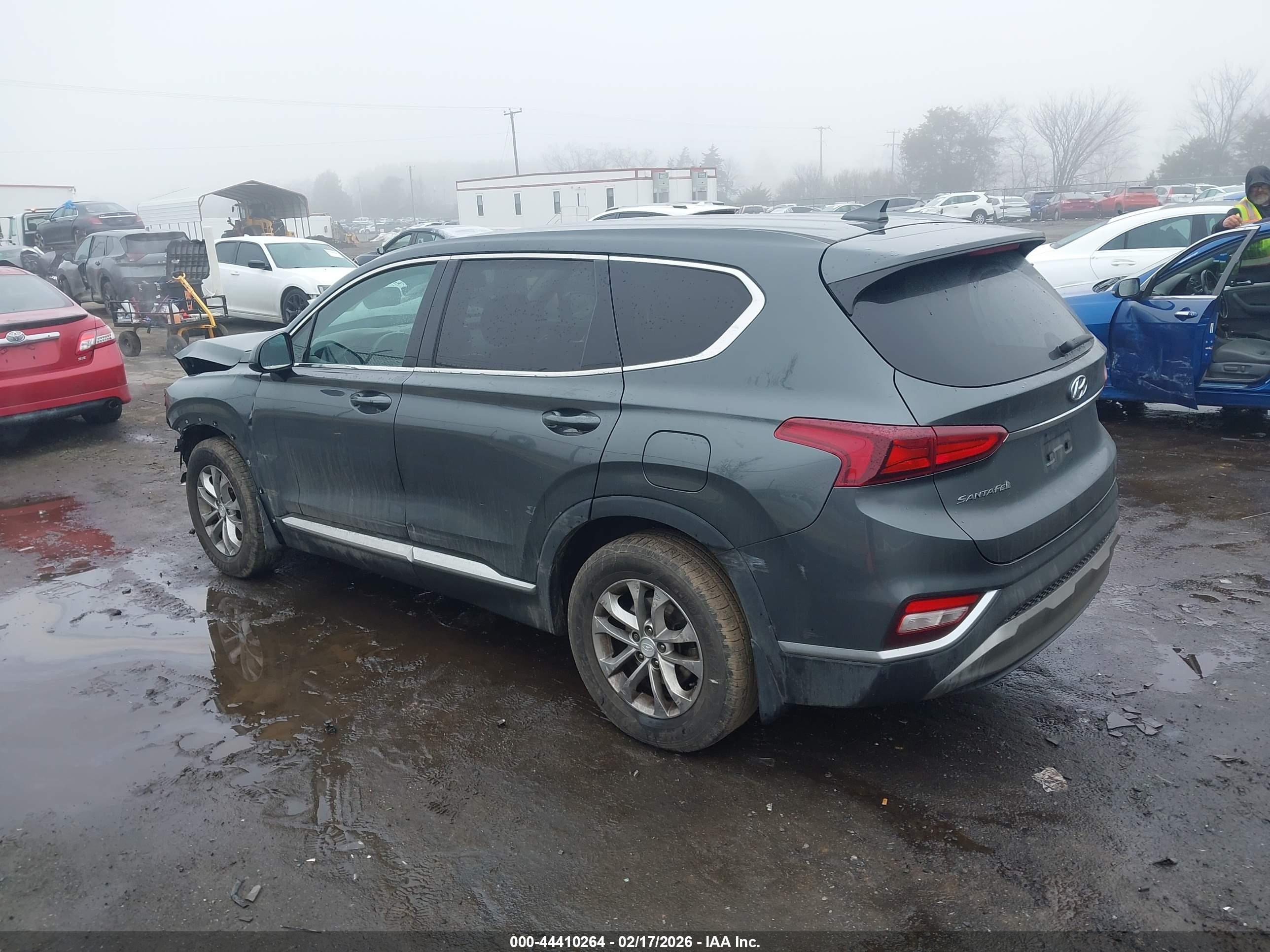 HYUNDAI SANTA image 3