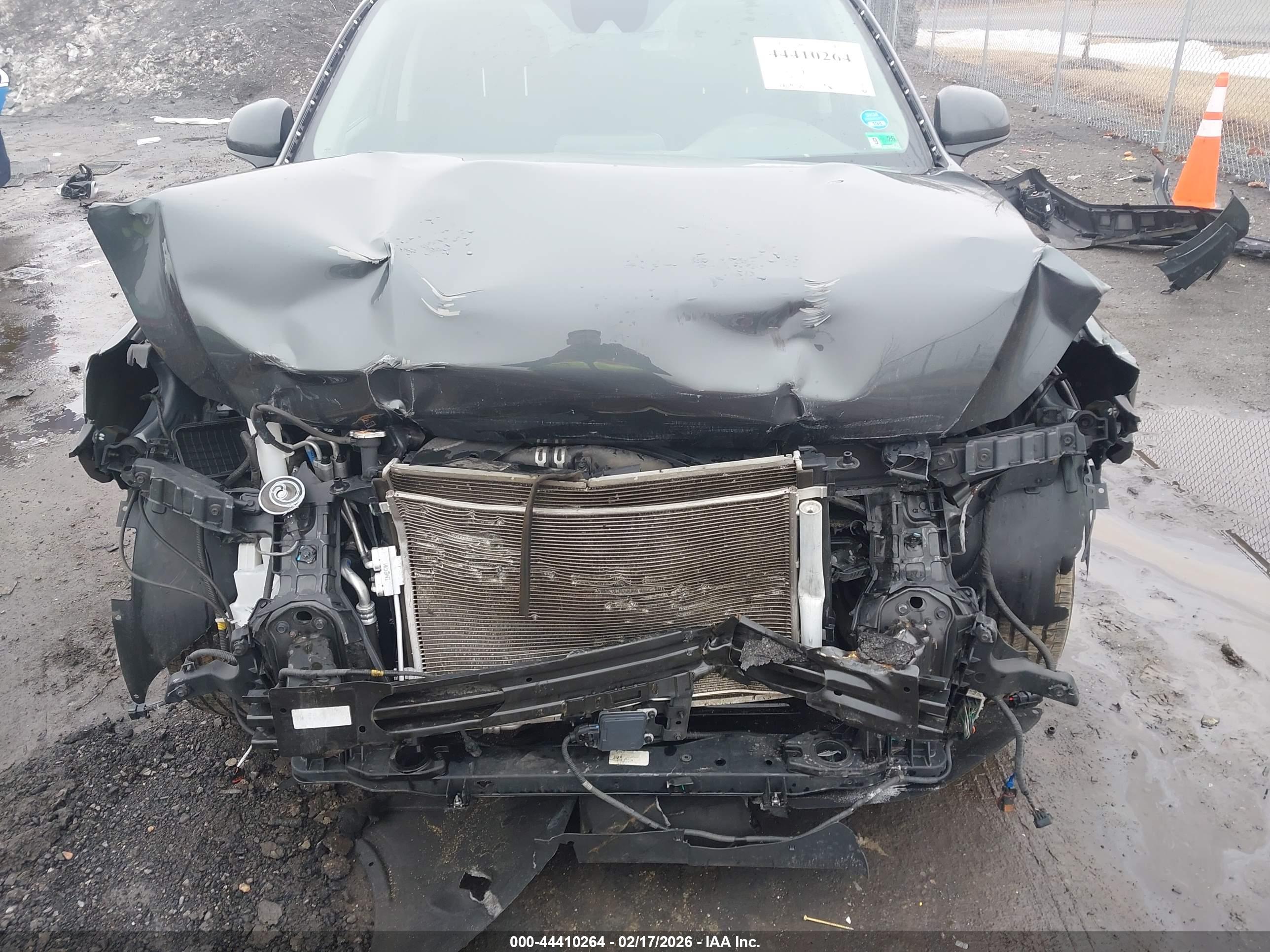 HYUNDAI SANTA image 6