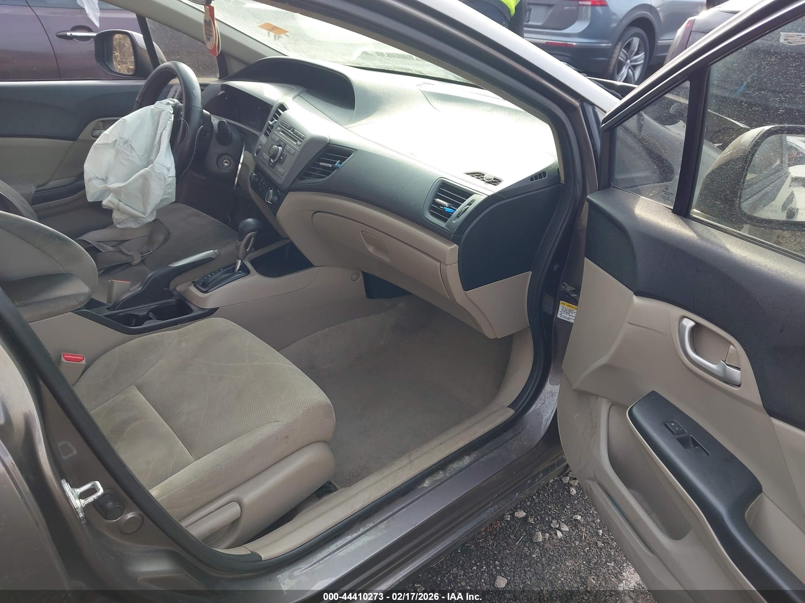 HONDA CIVIC image 5