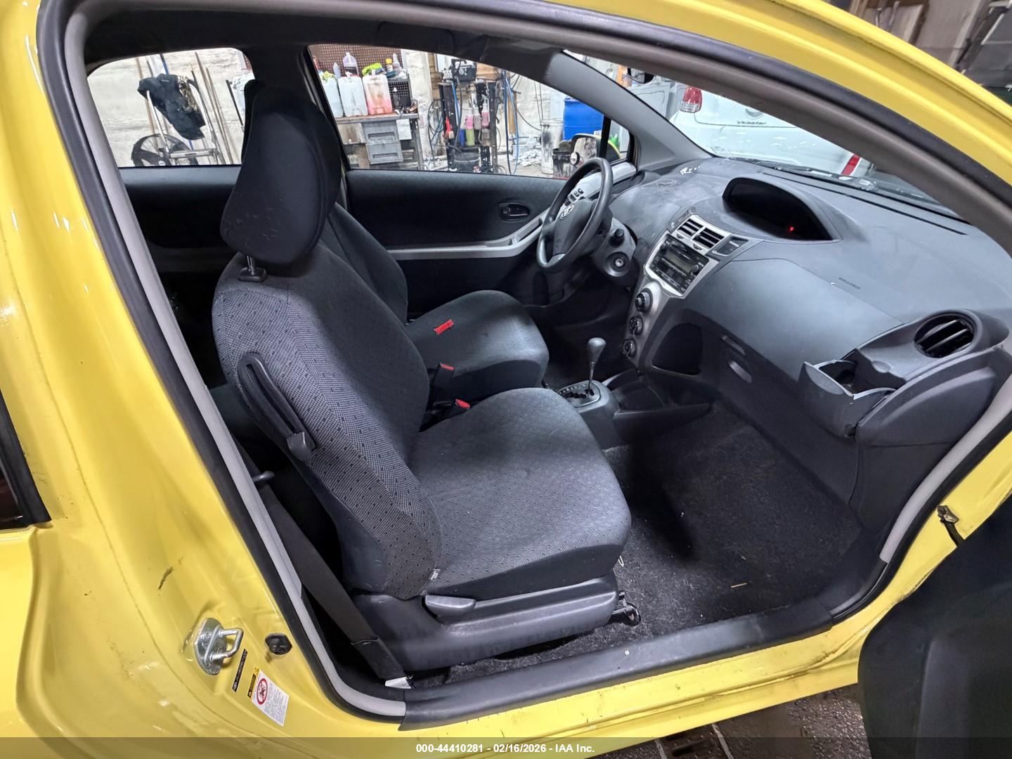 TOYOTA YARIS image 5