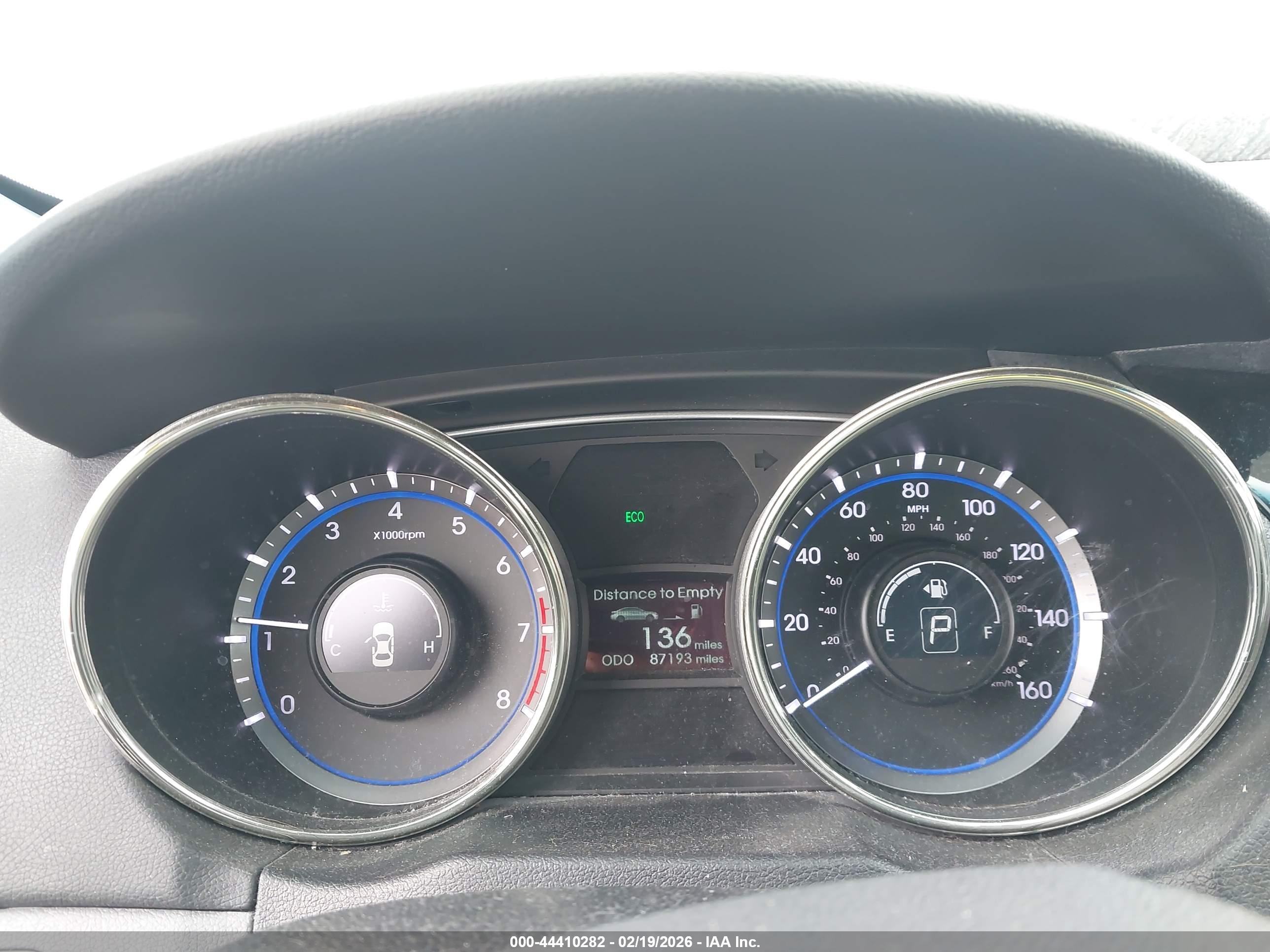 HYUNDAI SONATA image 7