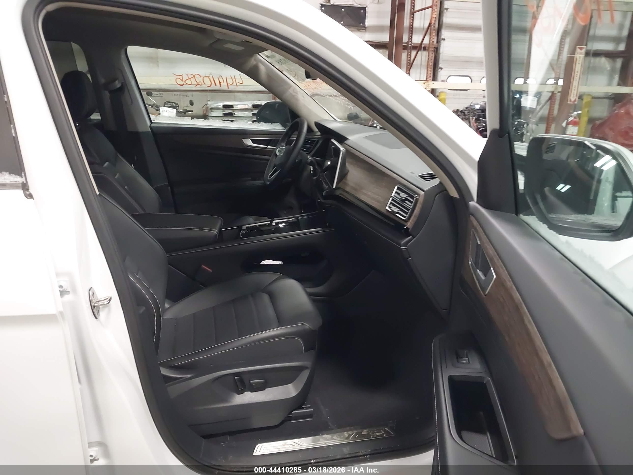 VOLKSWAGEN ATLAS image 5