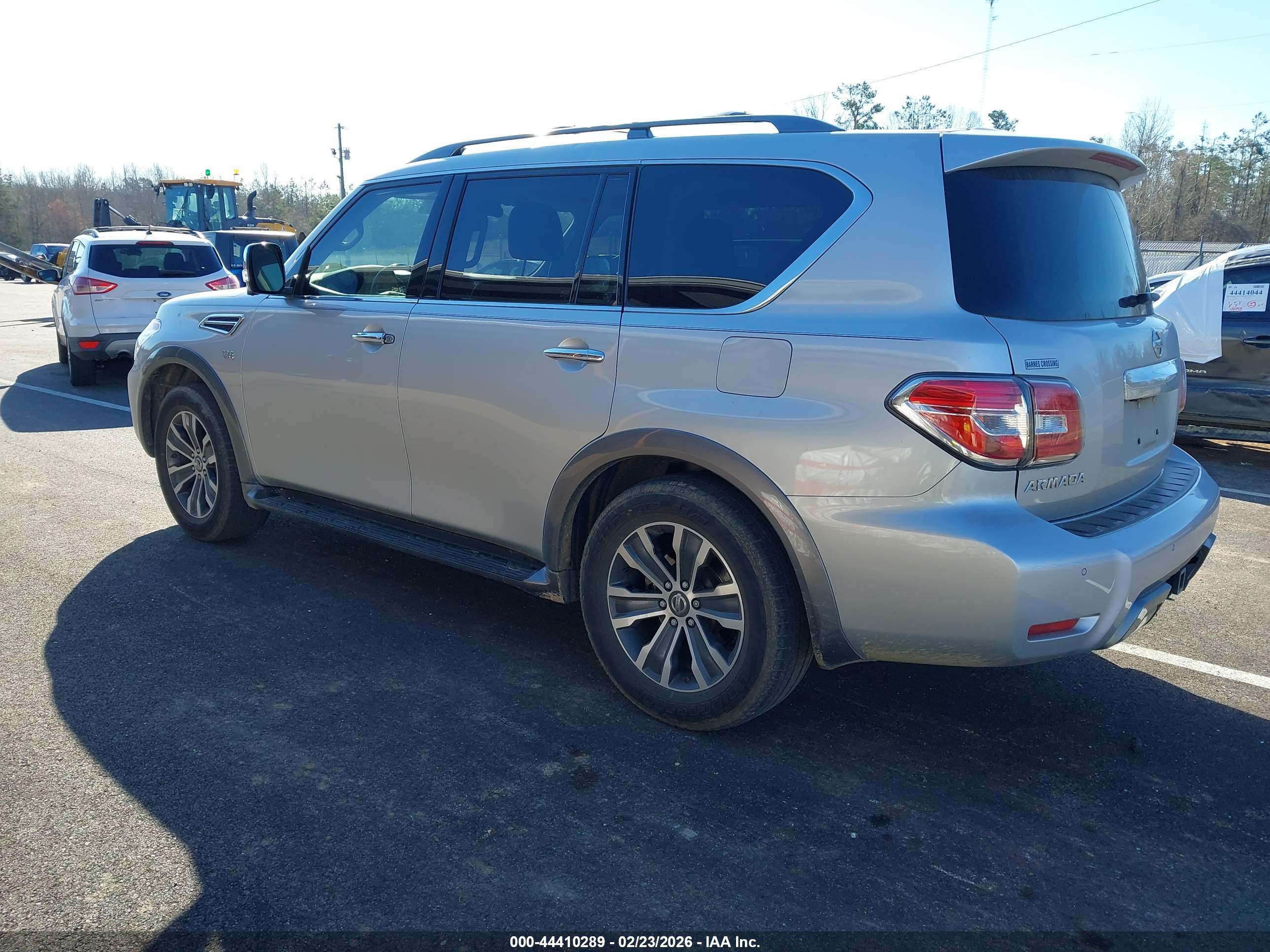 NISSAN ARMADA image 3