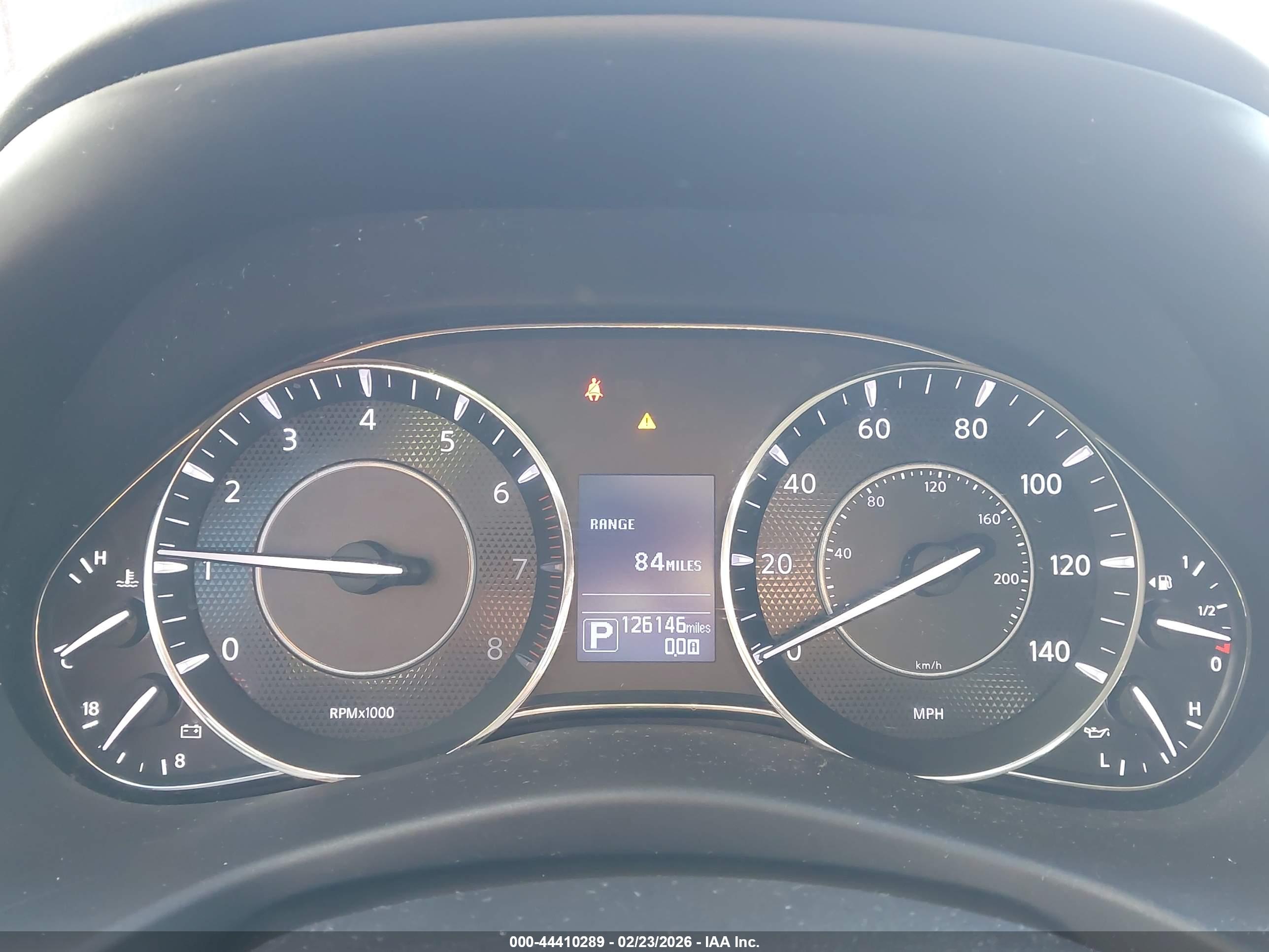 NISSAN ARMADA image 7