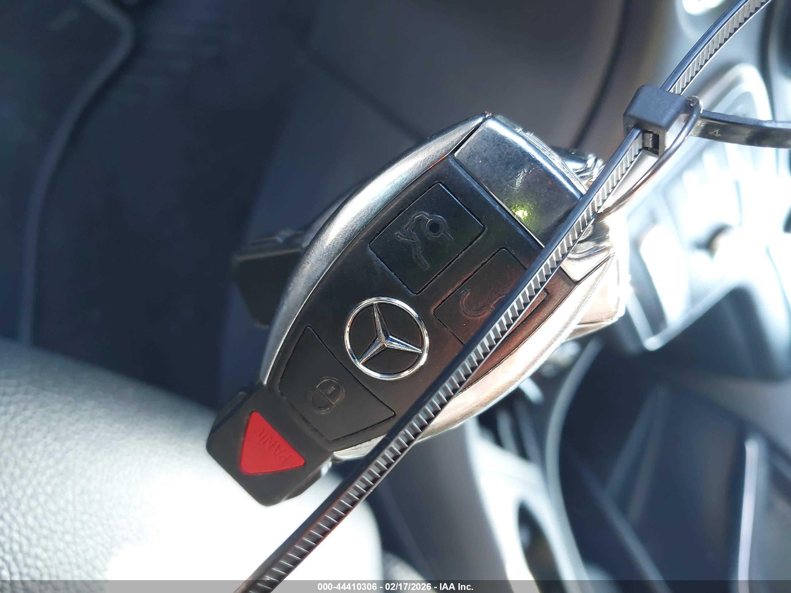 MERCEDES-BENZ CLA image 11